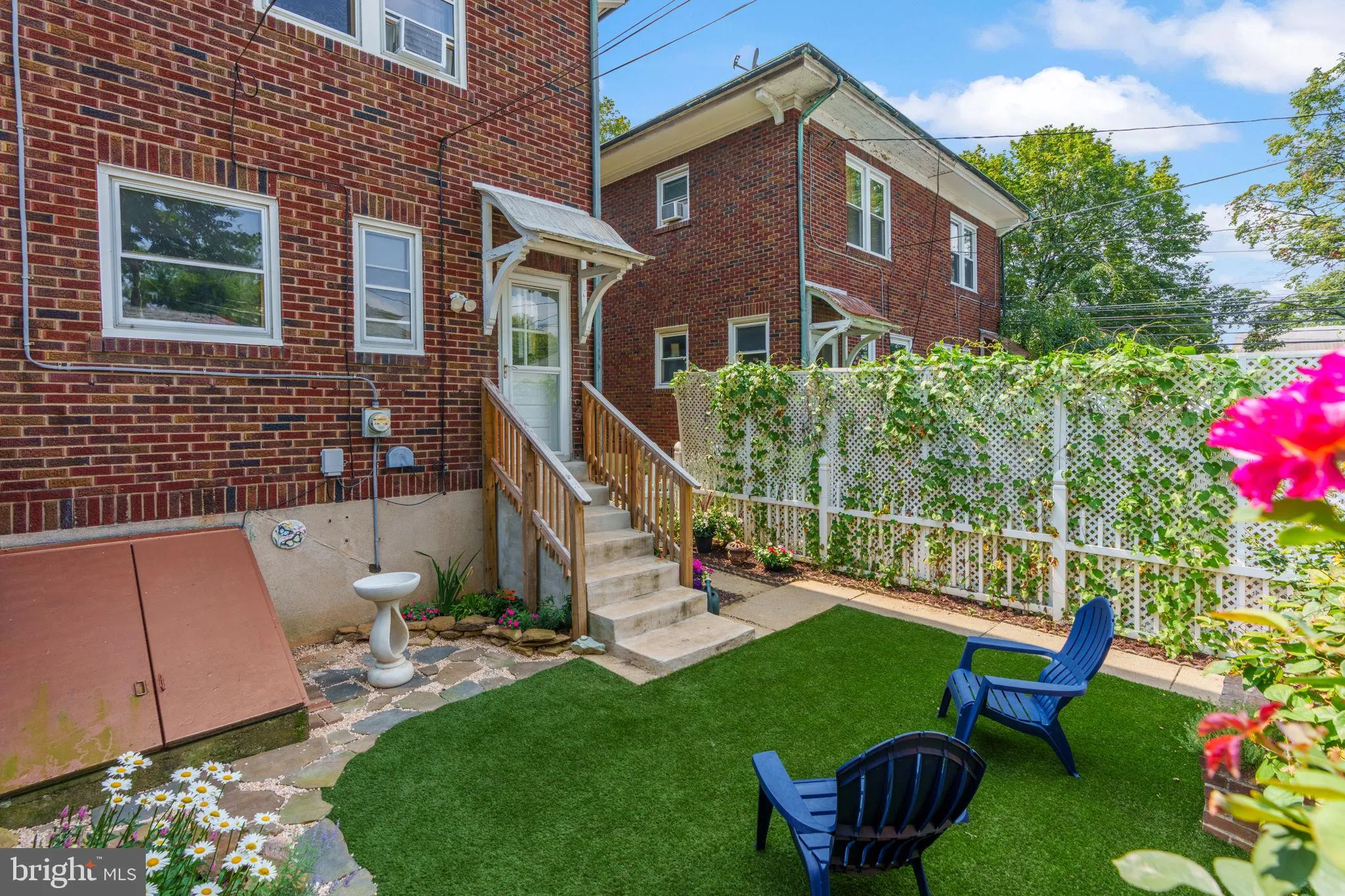 Allentown, Pennsylvania 18104, United States, 3 Bedrooms Bedrooms, ,1 BathroomBathrooms,Residential,Pending,180306