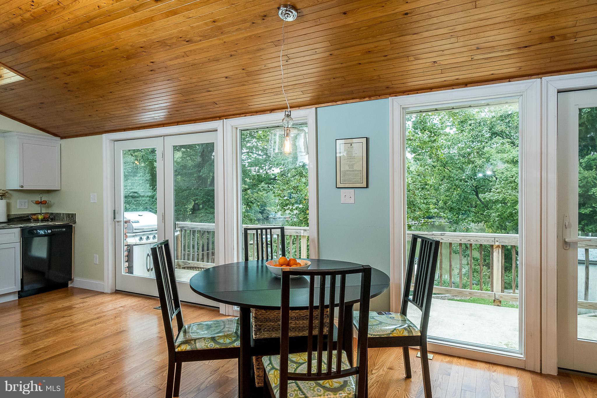 CRESSTON PARK - Residential