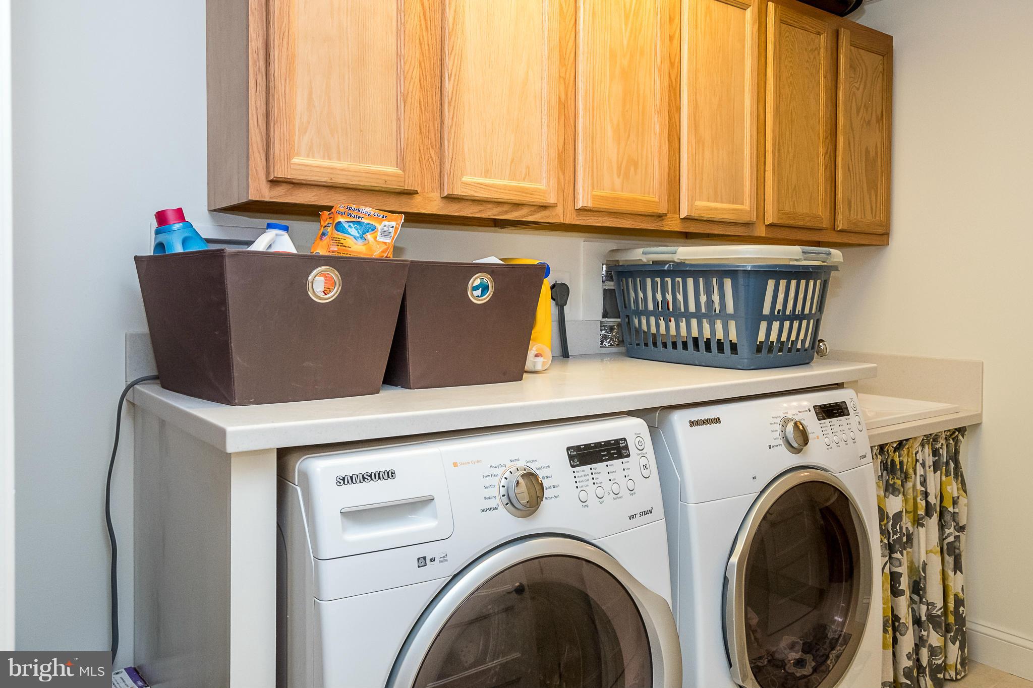 CRESSTON PARK - Residential