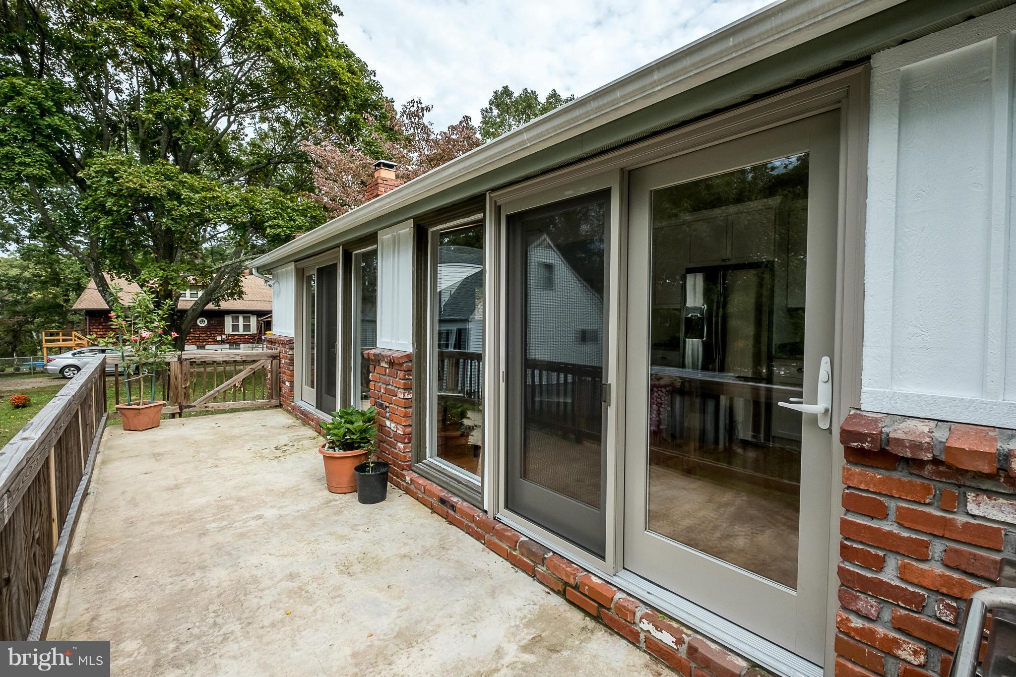 CRESSTON PARK - Residential