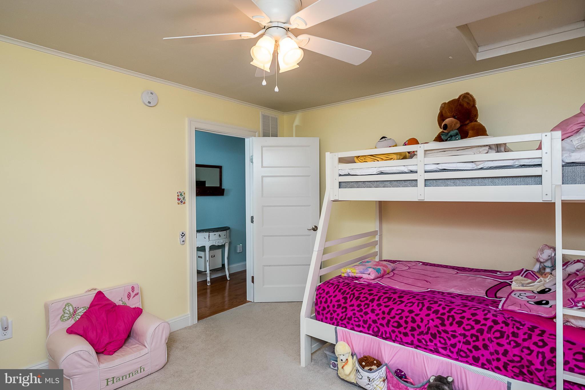 CRESSTON PARK - Residential