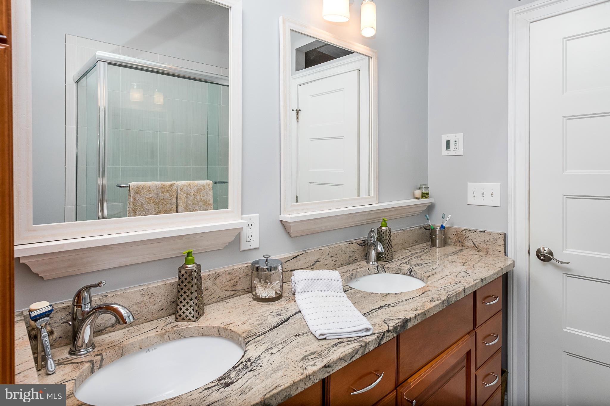 CRESSTON PARK - Residential