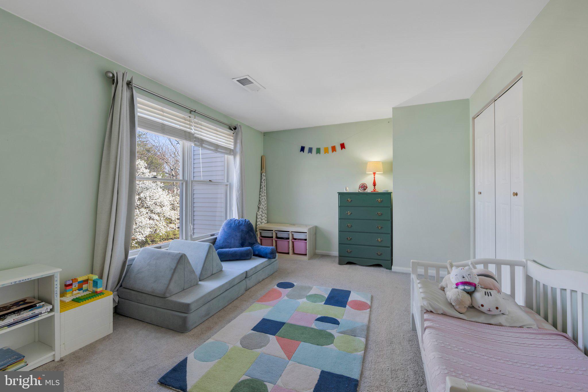 WASHINGTON SQUARE - Residential