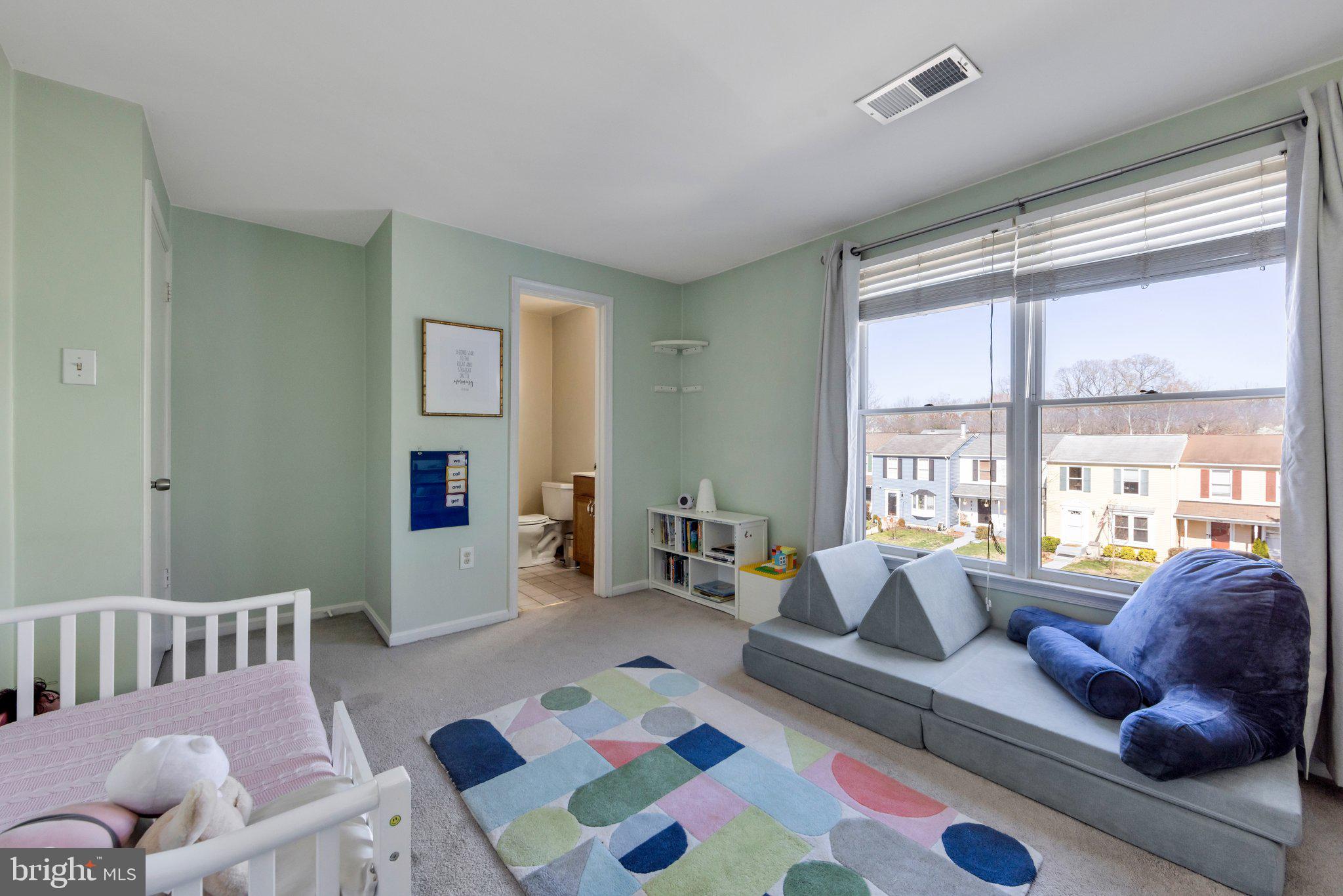 WASHINGTON SQUARE - Residential