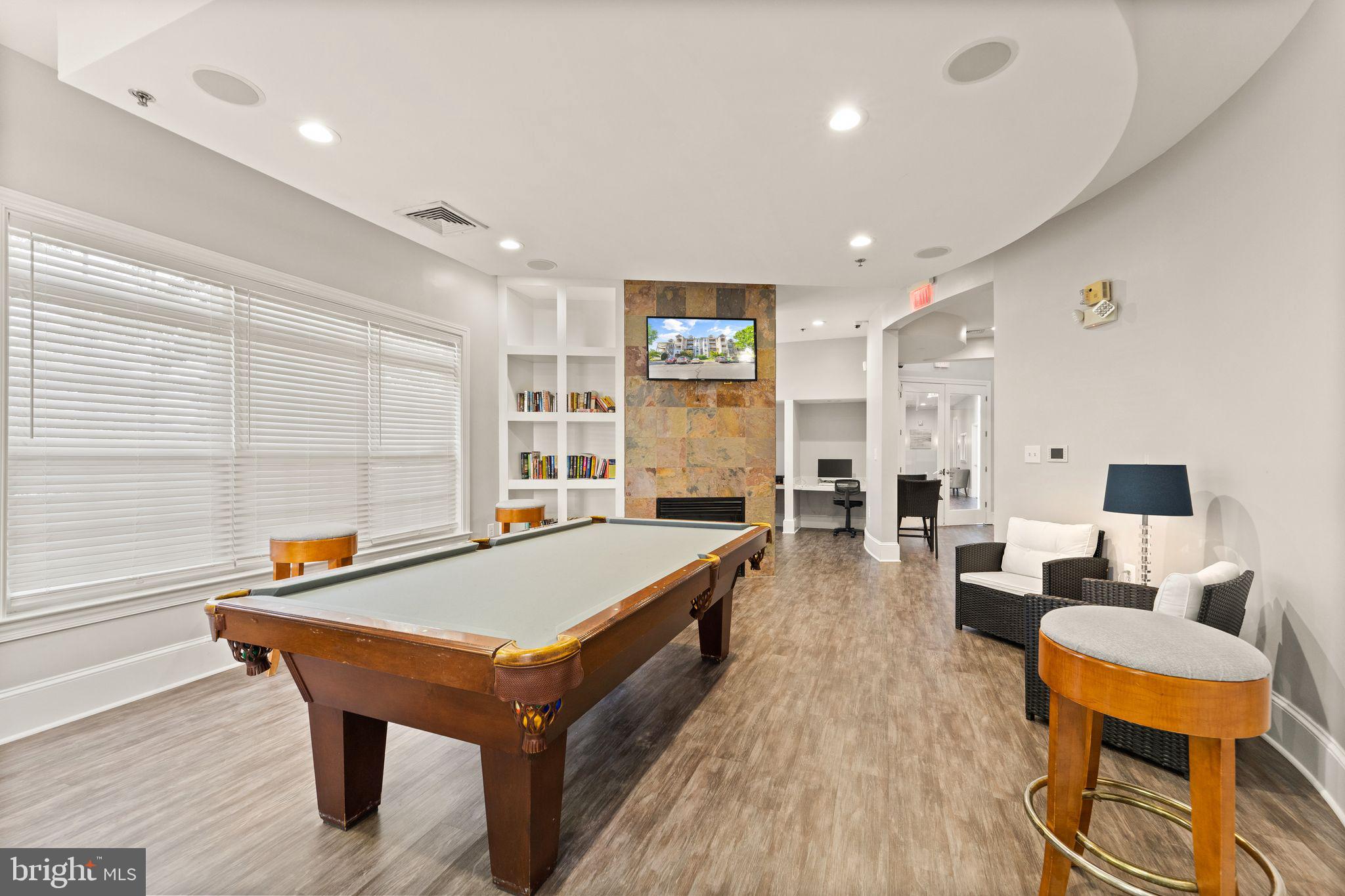 WESTCHESTER AT STRATFORD - Residential