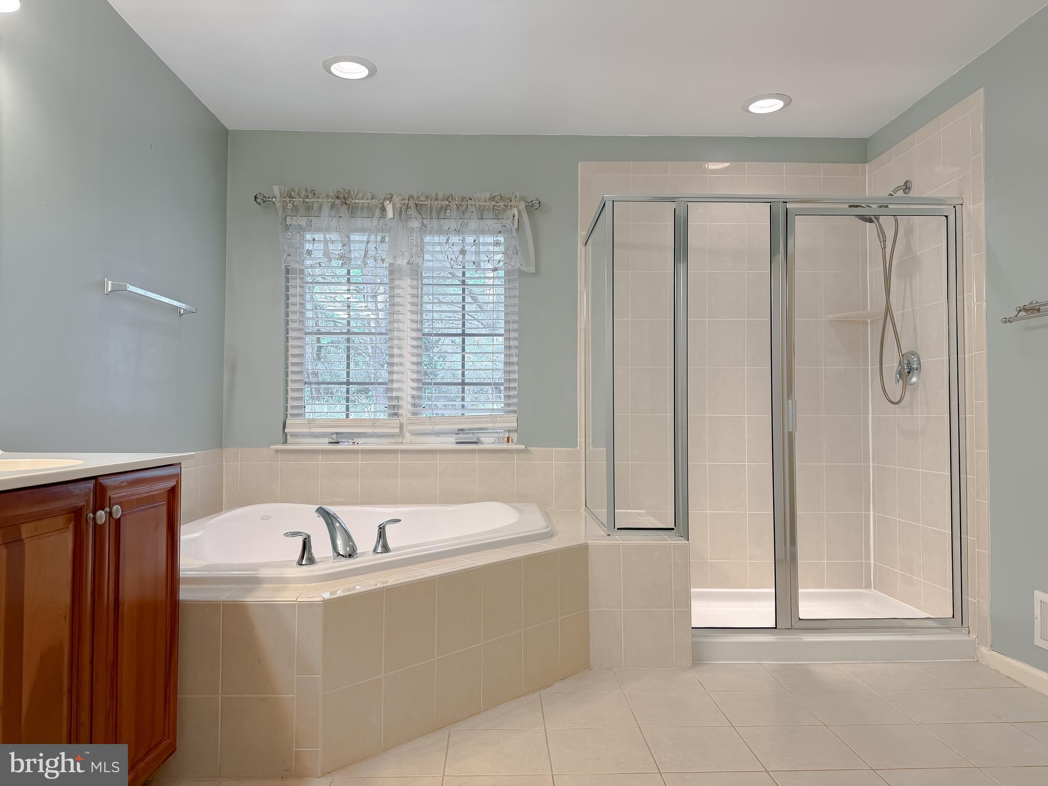 DAHLIA PARK OF WILDEWOOD - Residential