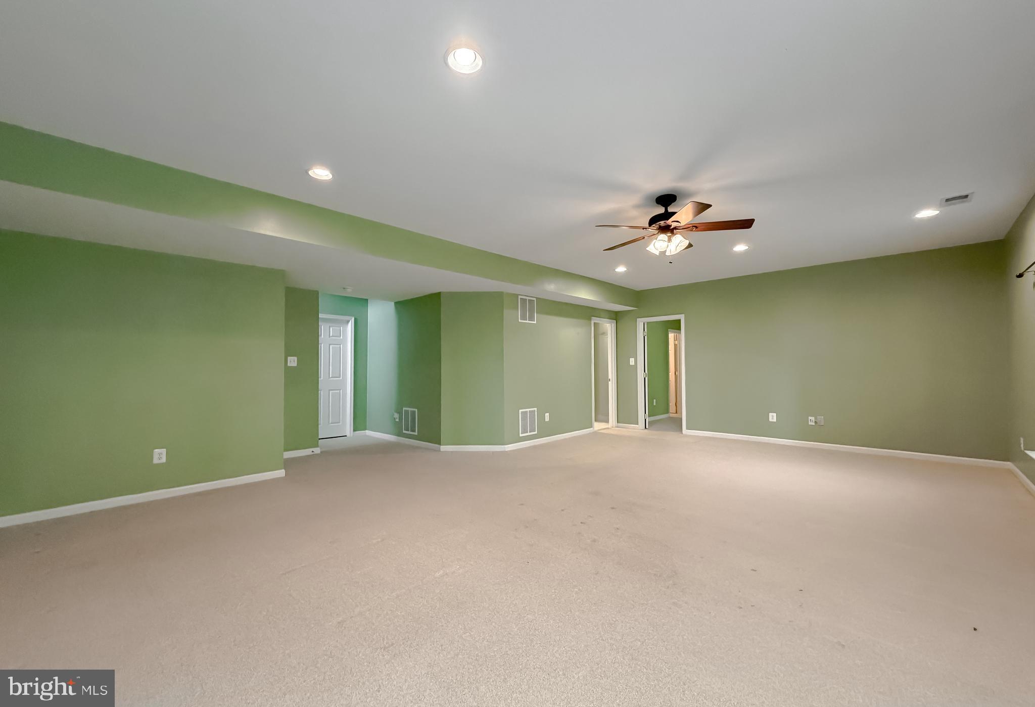 DAHLIA PARK OF WILDEWOOD - Residential