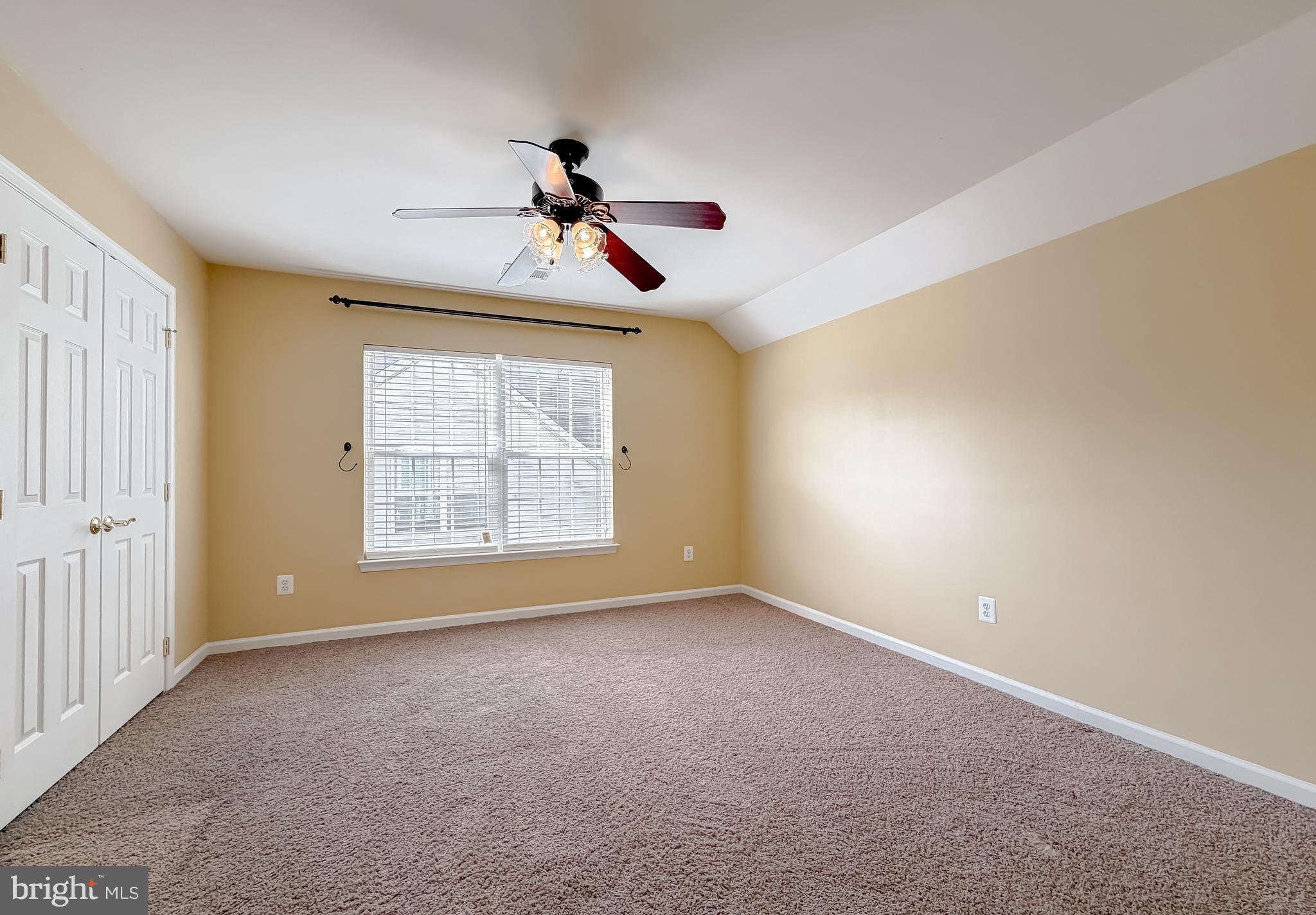 DAHLIA PARK OF WILDEWOOD - Residential