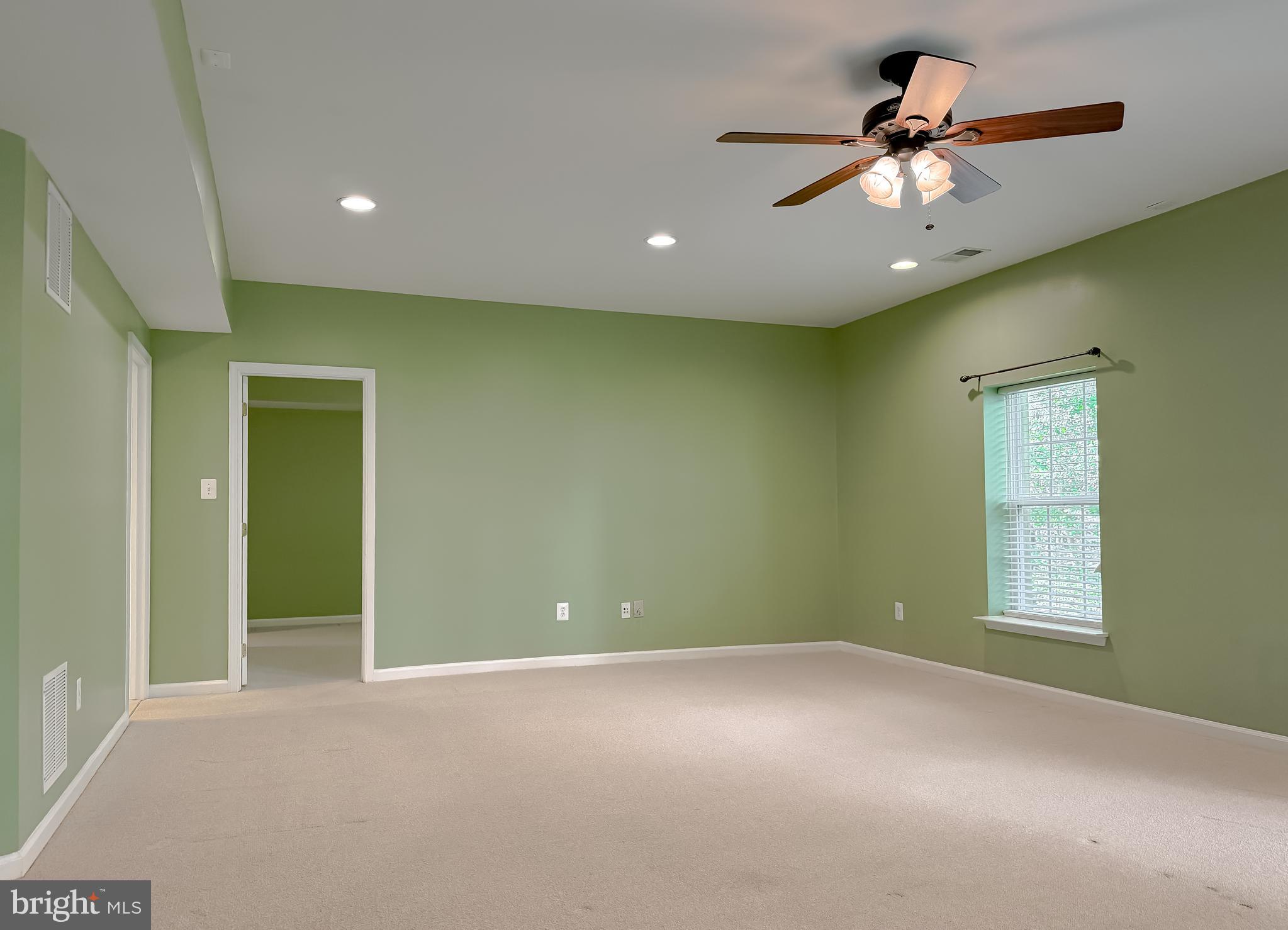 DAHLIA PARK OF WILDEWOOD - Residential