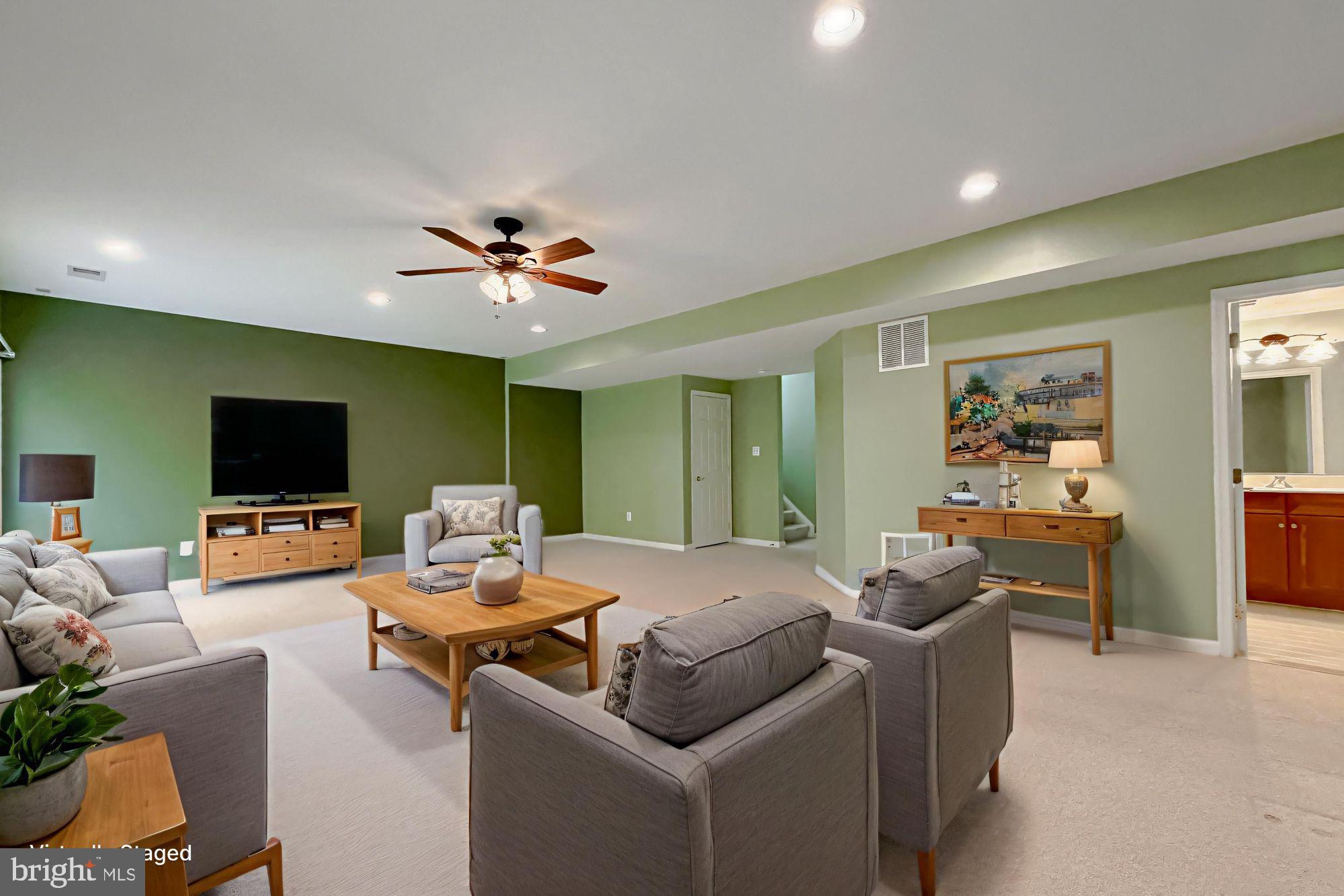 DAHLIA PARK OF WILDEWOOD - Residential