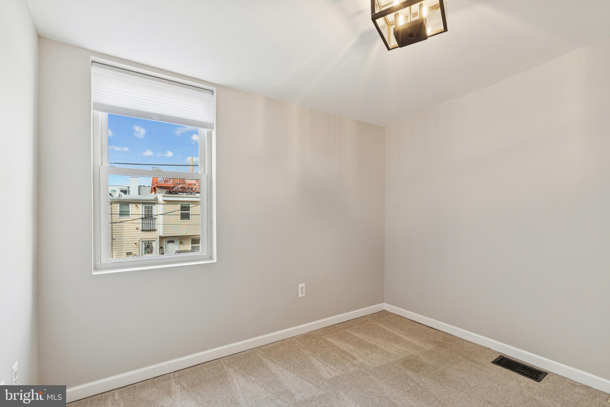 FEDERAL HILL HISTORIC DISTRICT - Residential Lease