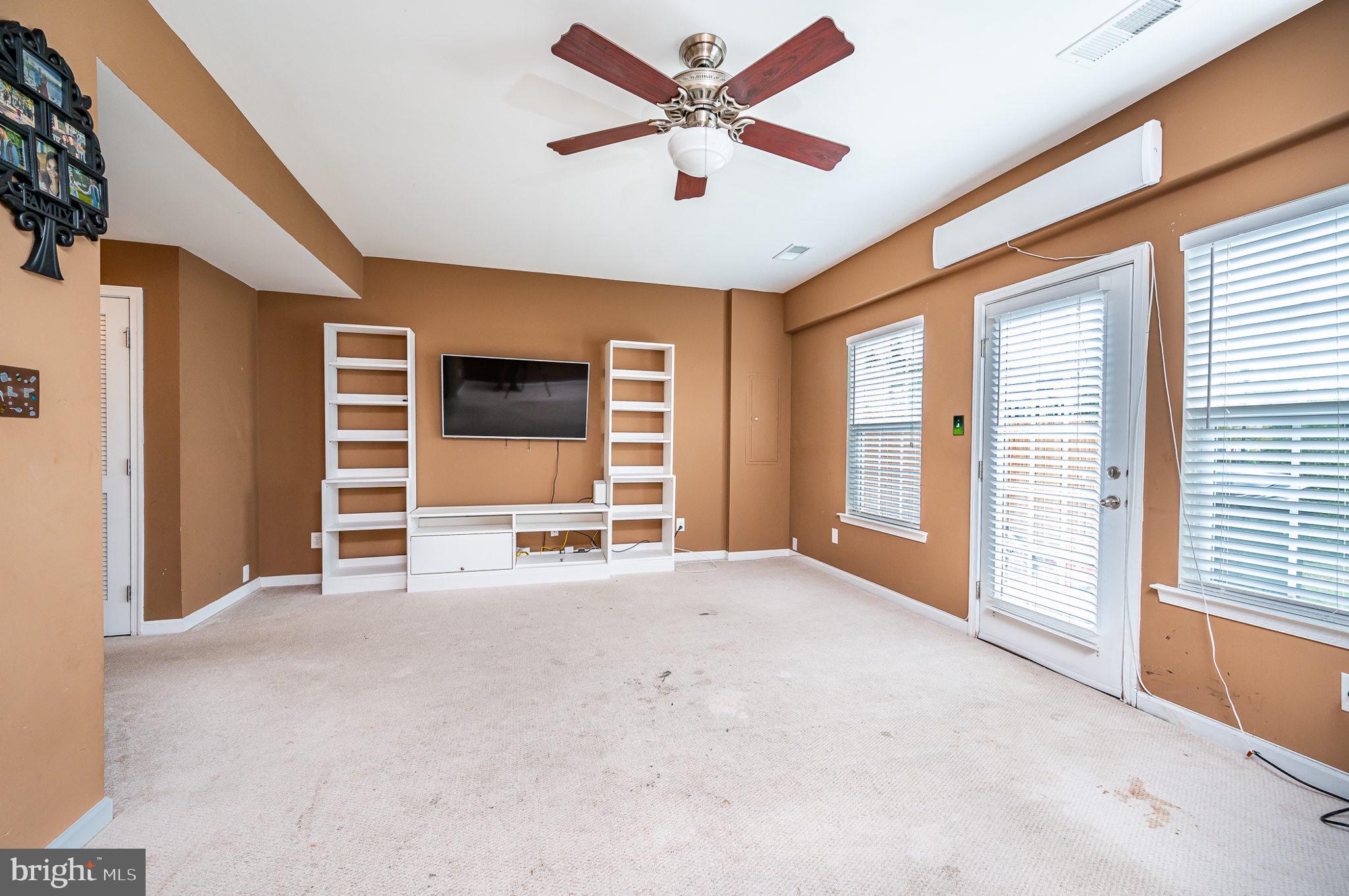 COTTAGE GREEN - Residential