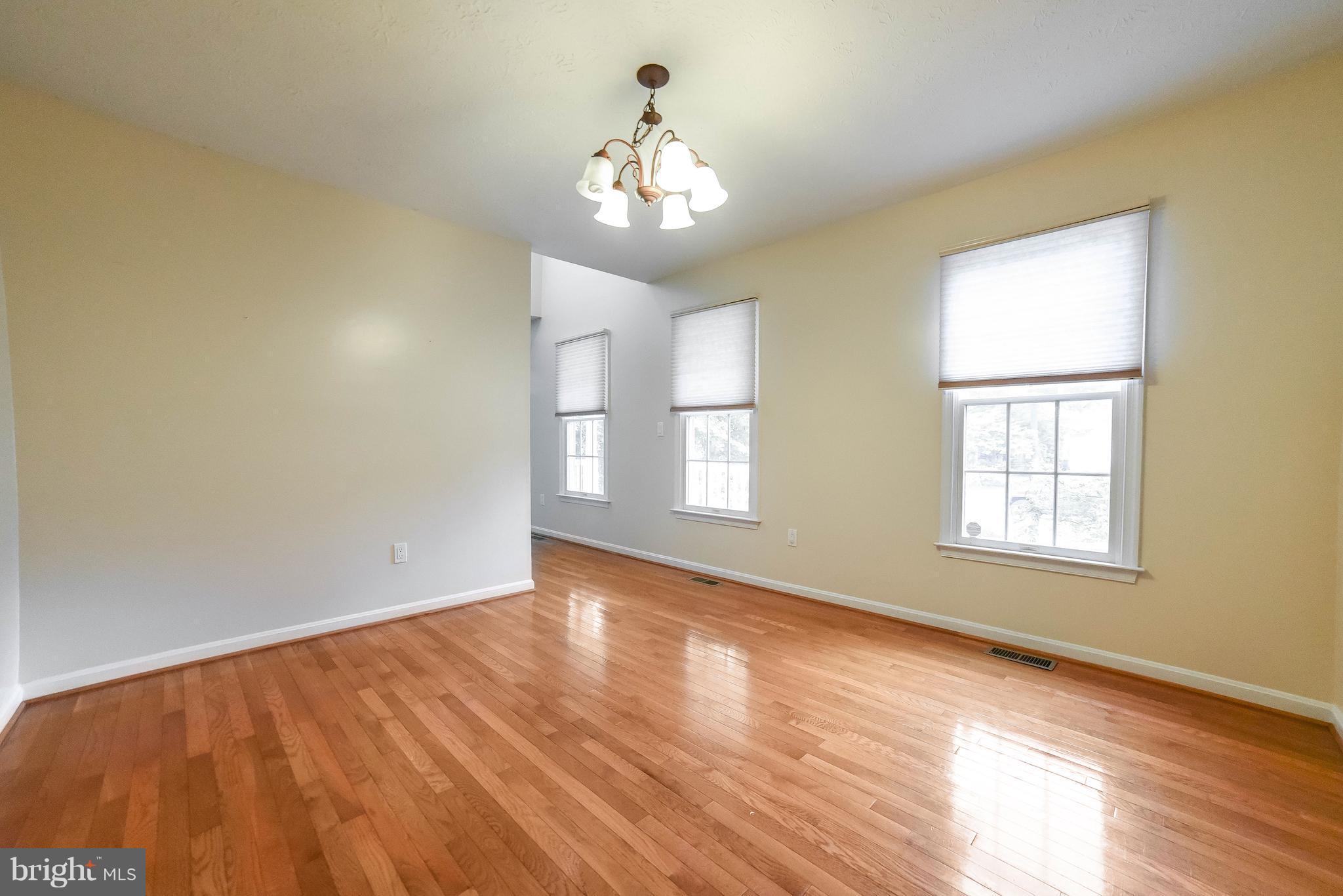 SYCAMORE HOLLOW OF WLDWD - Residential