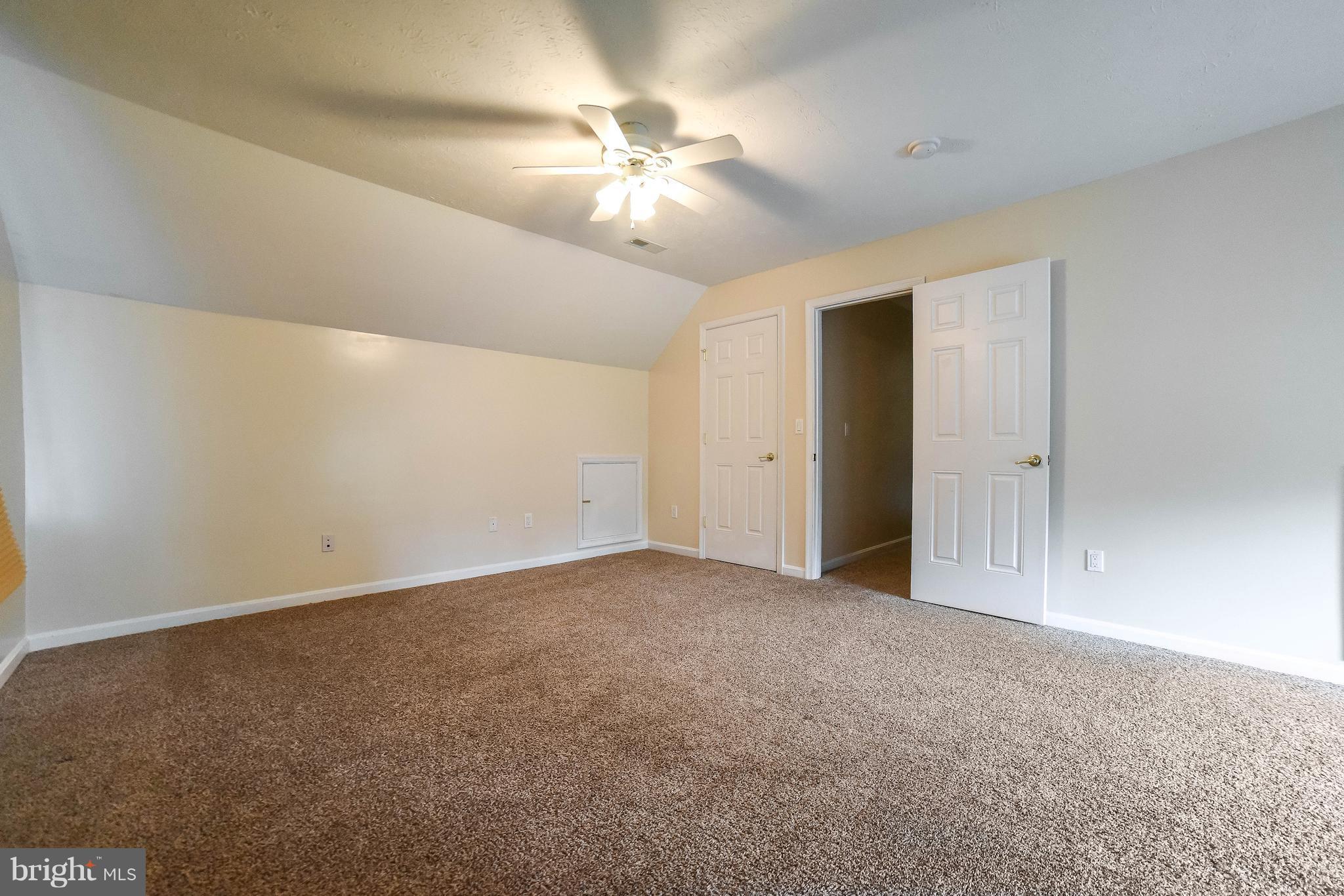 SYCAMORE HOLLOW OF WLDWD - Residential