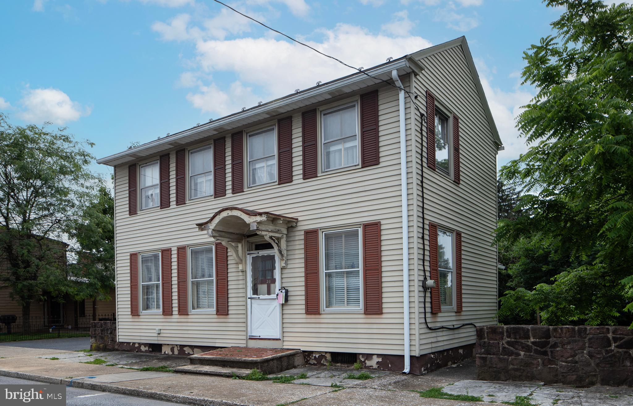 20 W WATER STREET