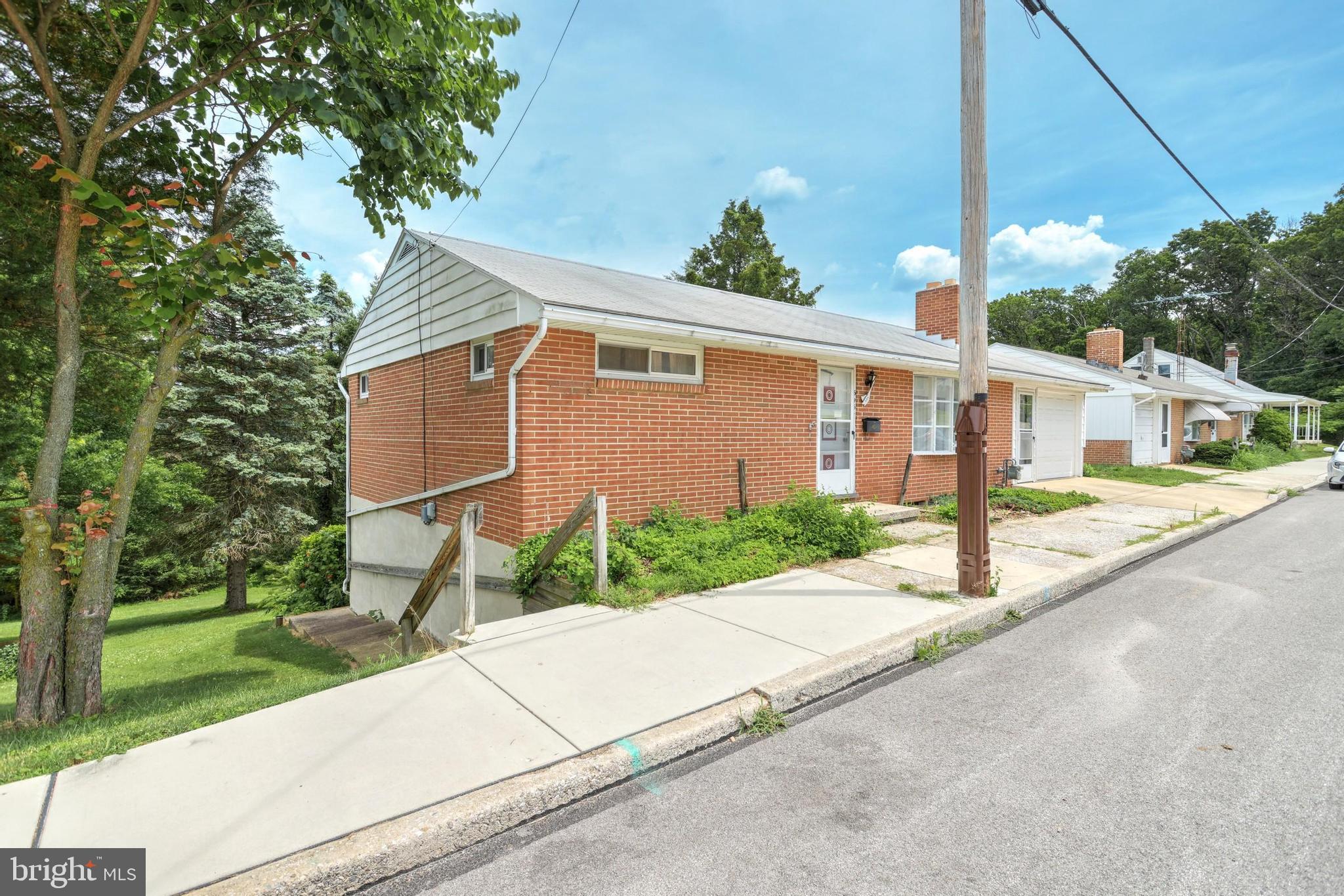 DALLASTOWN BORO - Residential