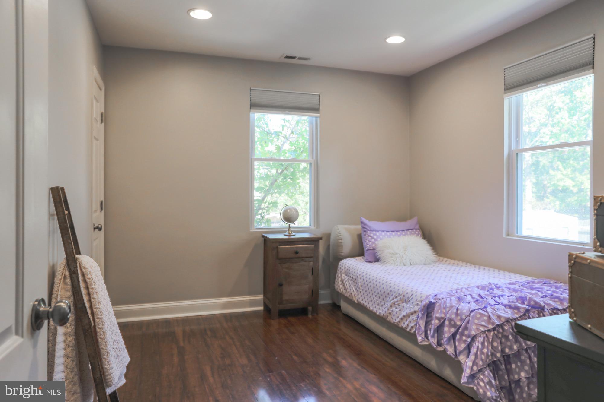 PARKVILLE - Residential