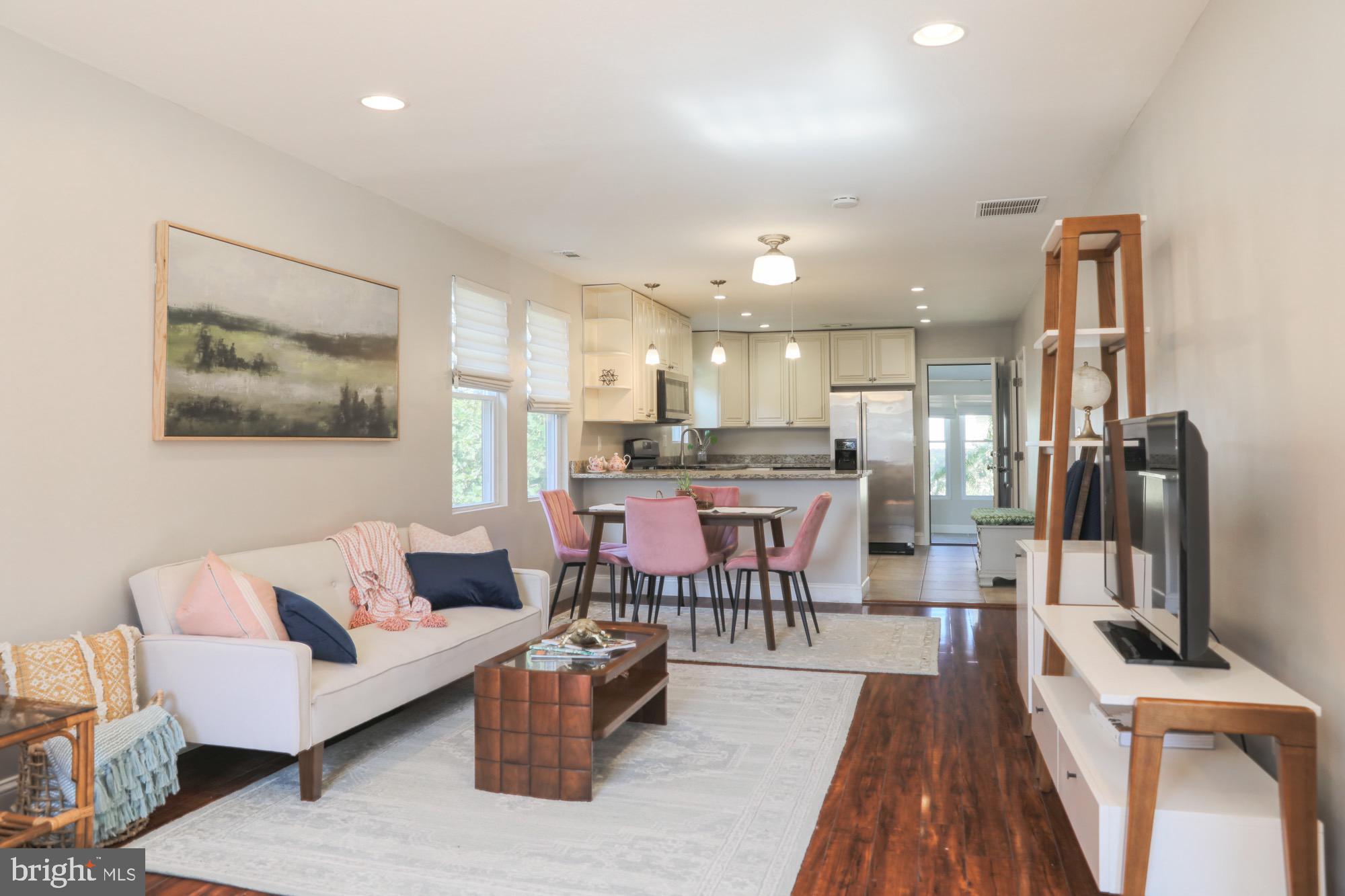 PARKVILLE - Residential