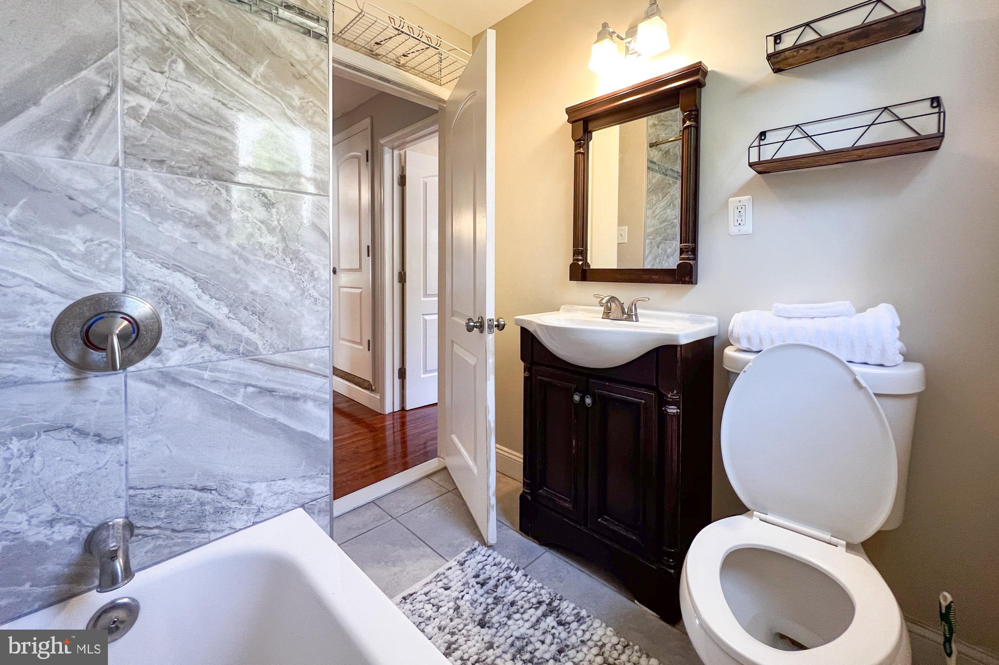 PARKVILLE - Residential