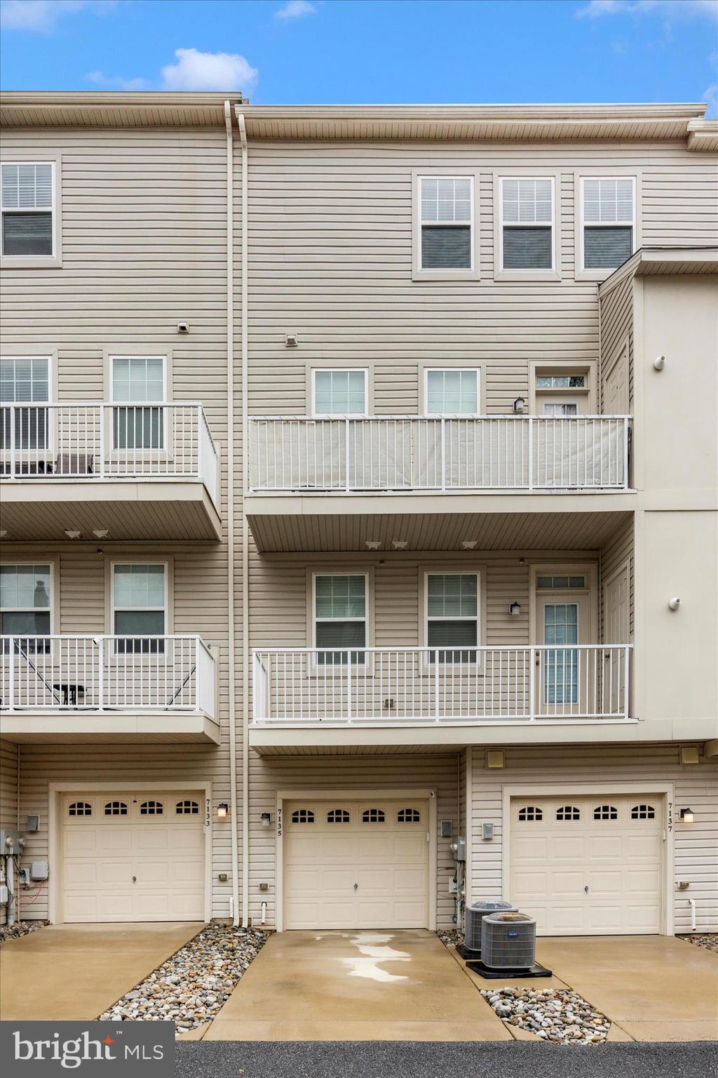 WESTVIEW SOUTH - Residential