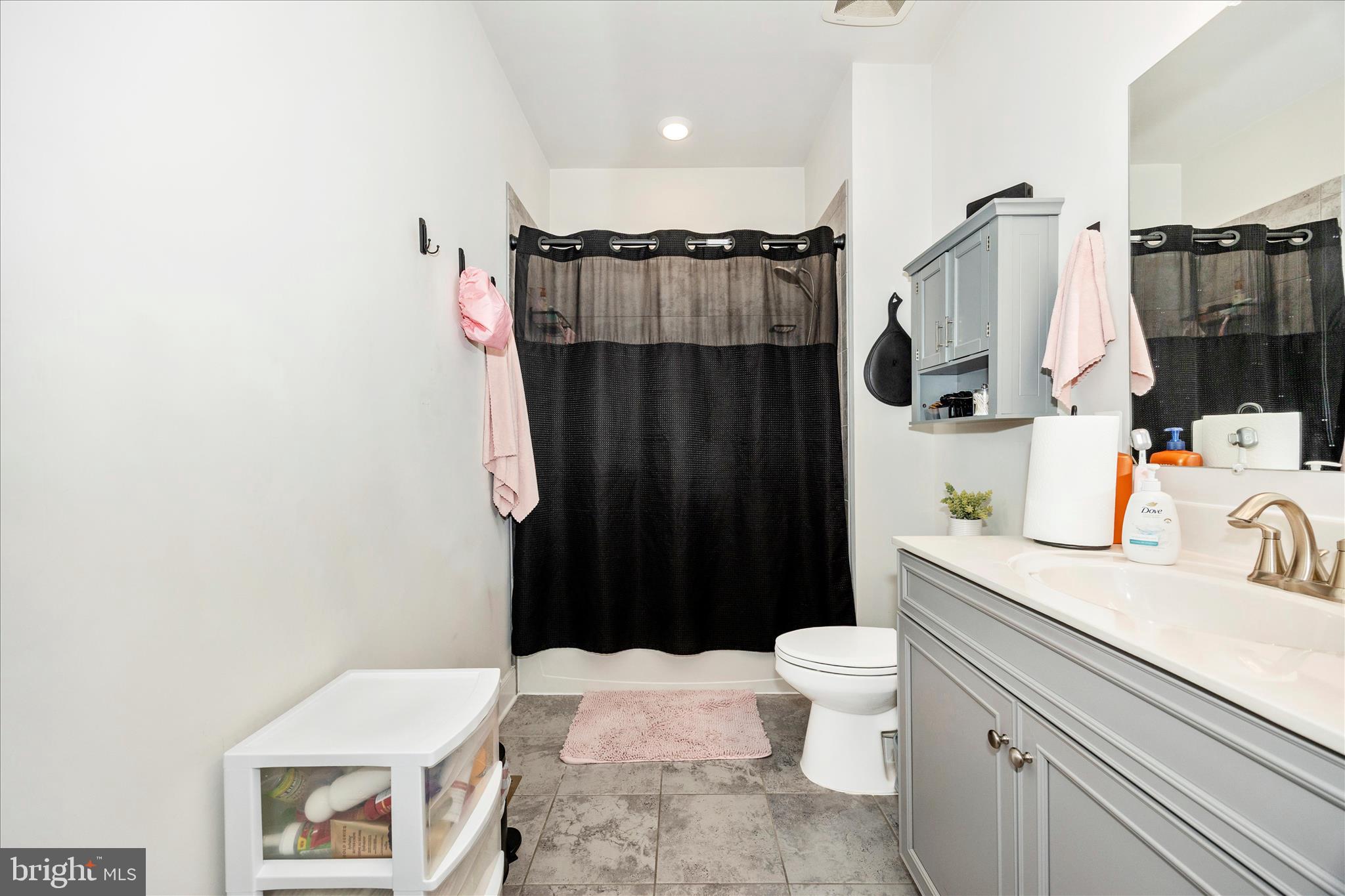 WESTVIEW SOUTH - Residential