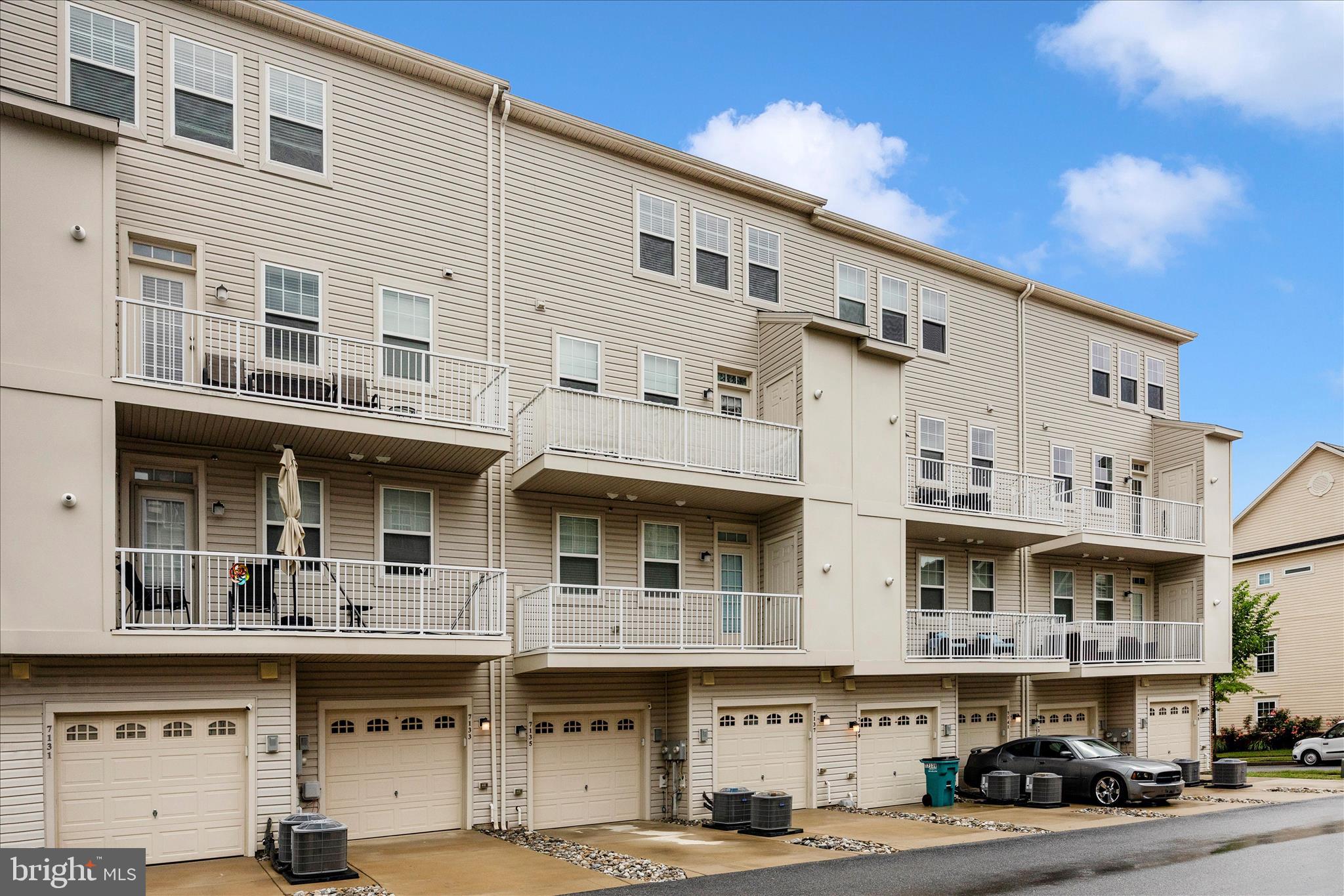 WESTVIEW SOUTH - Residential