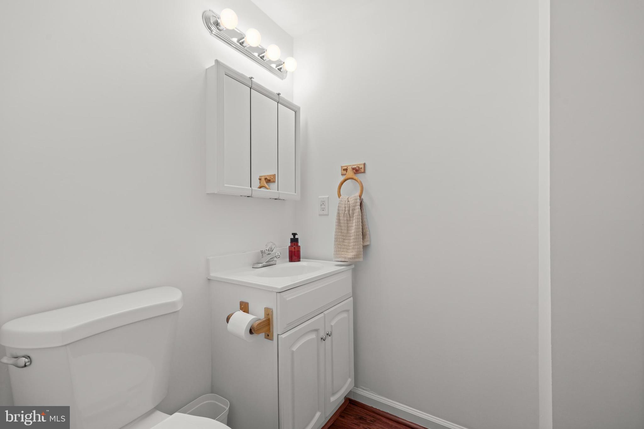 SUNNINGDALE MEADOWS - Residential