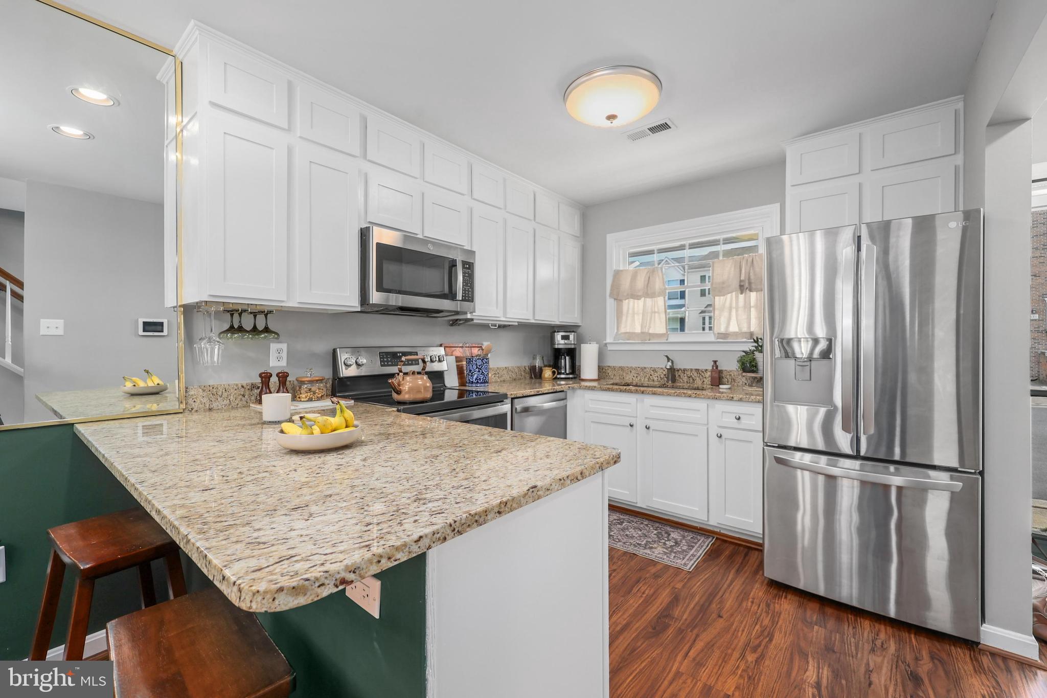 107 MAYFAIR PLACE 165