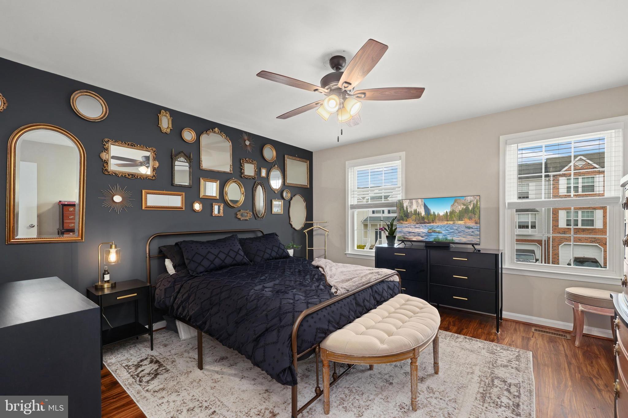 SUNNINGDALE MEADOWS - Residential