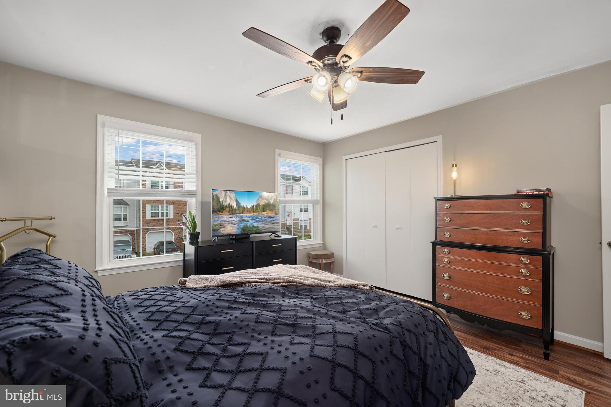 SUNNINGDALE MEADOWS - Residential