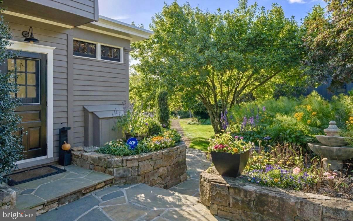 3307 WINDY BUSH ROAD