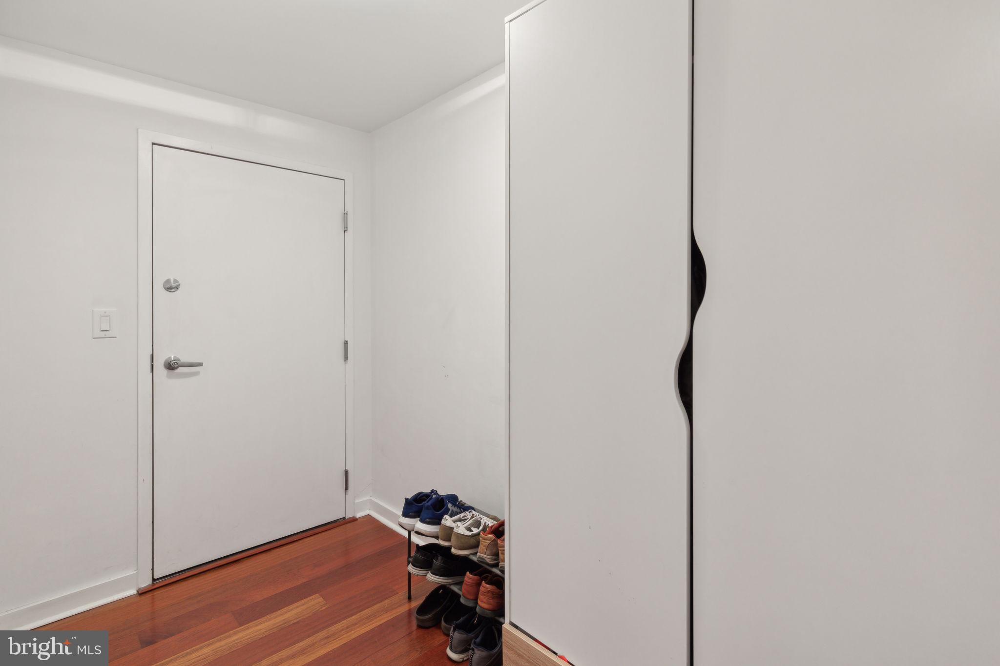 RITTENHOUSE SQUARE - Residential Lease