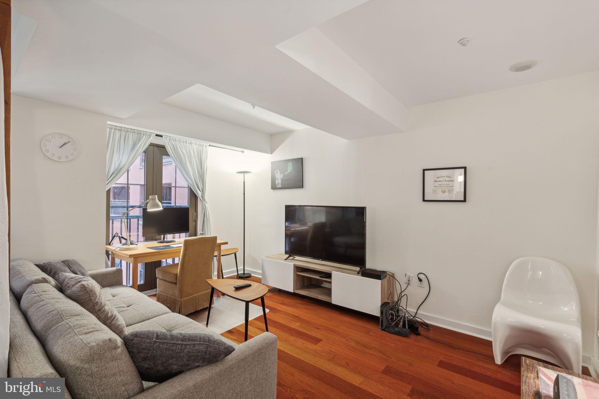 RITTENHOUSE SQUARE - Residential Lease