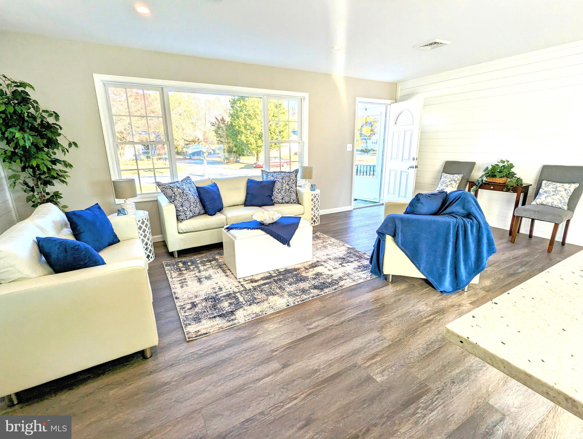 1340 QUEEN ANNE DRIVE