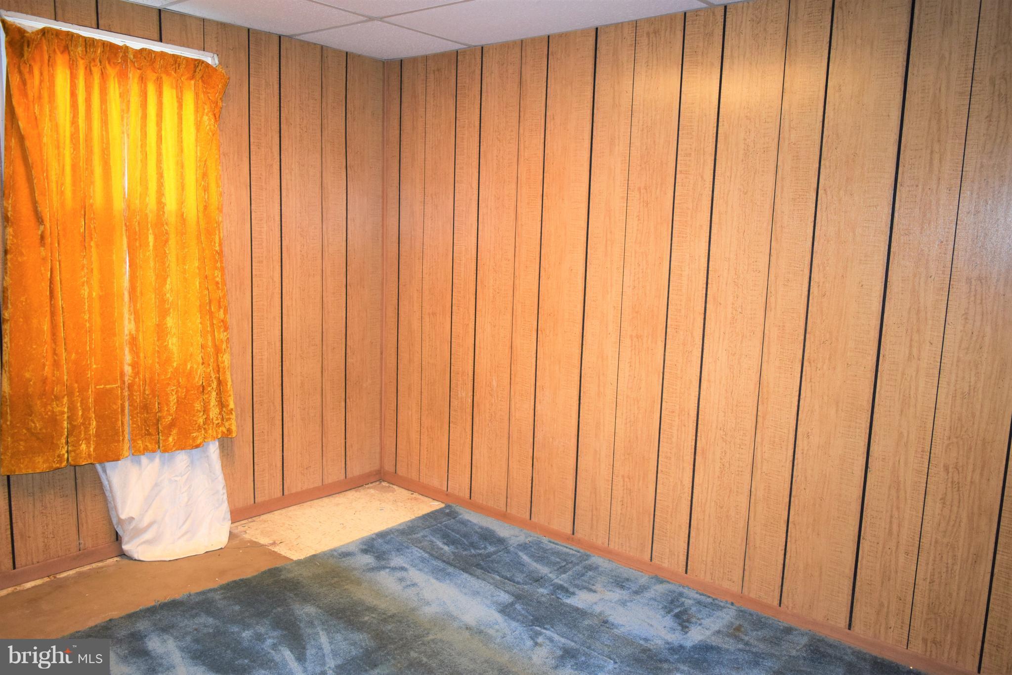 FAIRFIELD KNOLLS - Residential