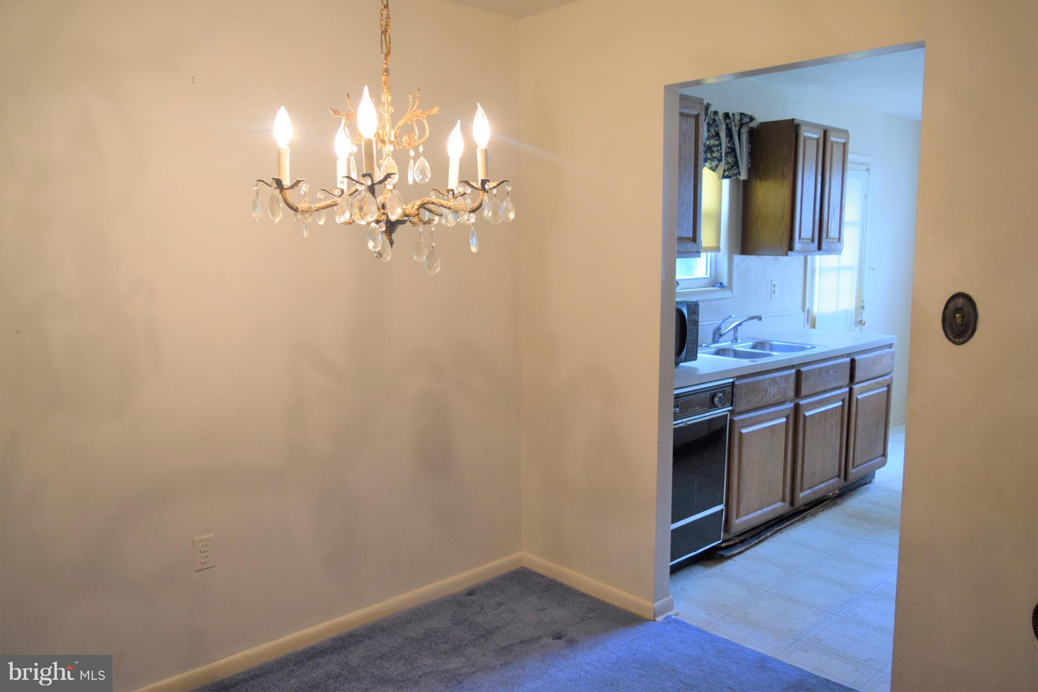 FAIRFIELD KNOLLS - Residential