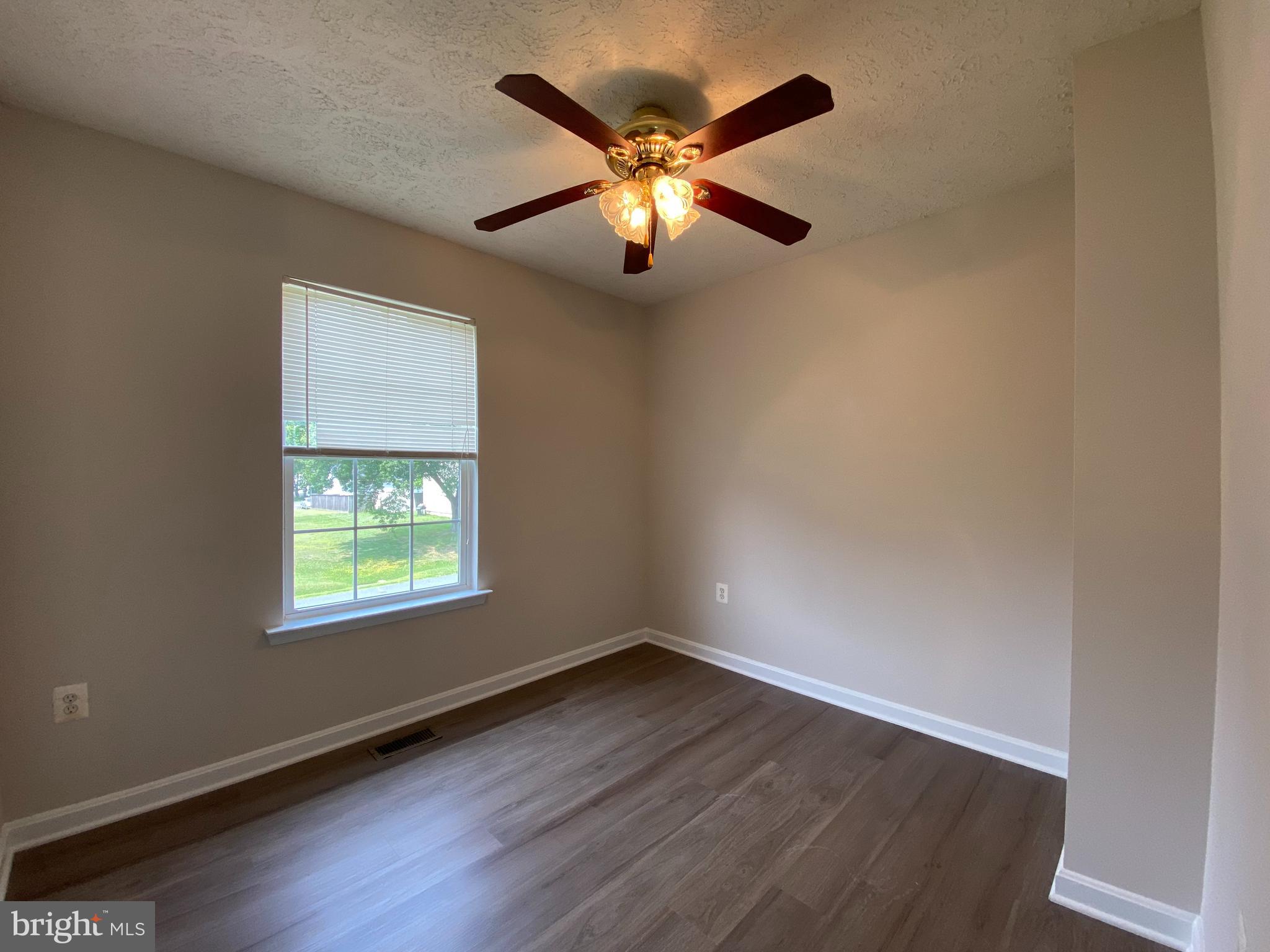 PETE GROVER - ST LEONARD - Residential Lease