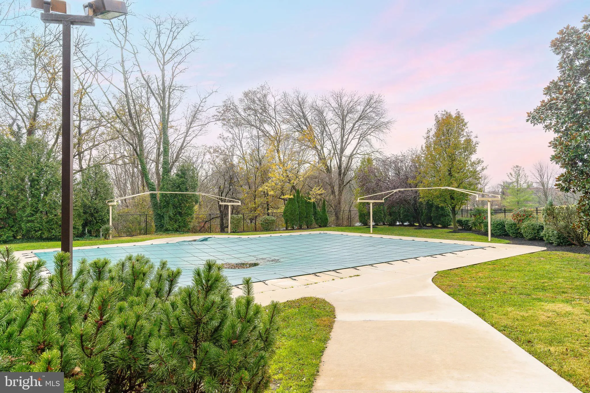 Bryn Mawr, Pennsylvania 19010, United States, 3 Bedrooms Bedrooms, ,2 BathroomsBathrooms,Residential,Contingent,247152