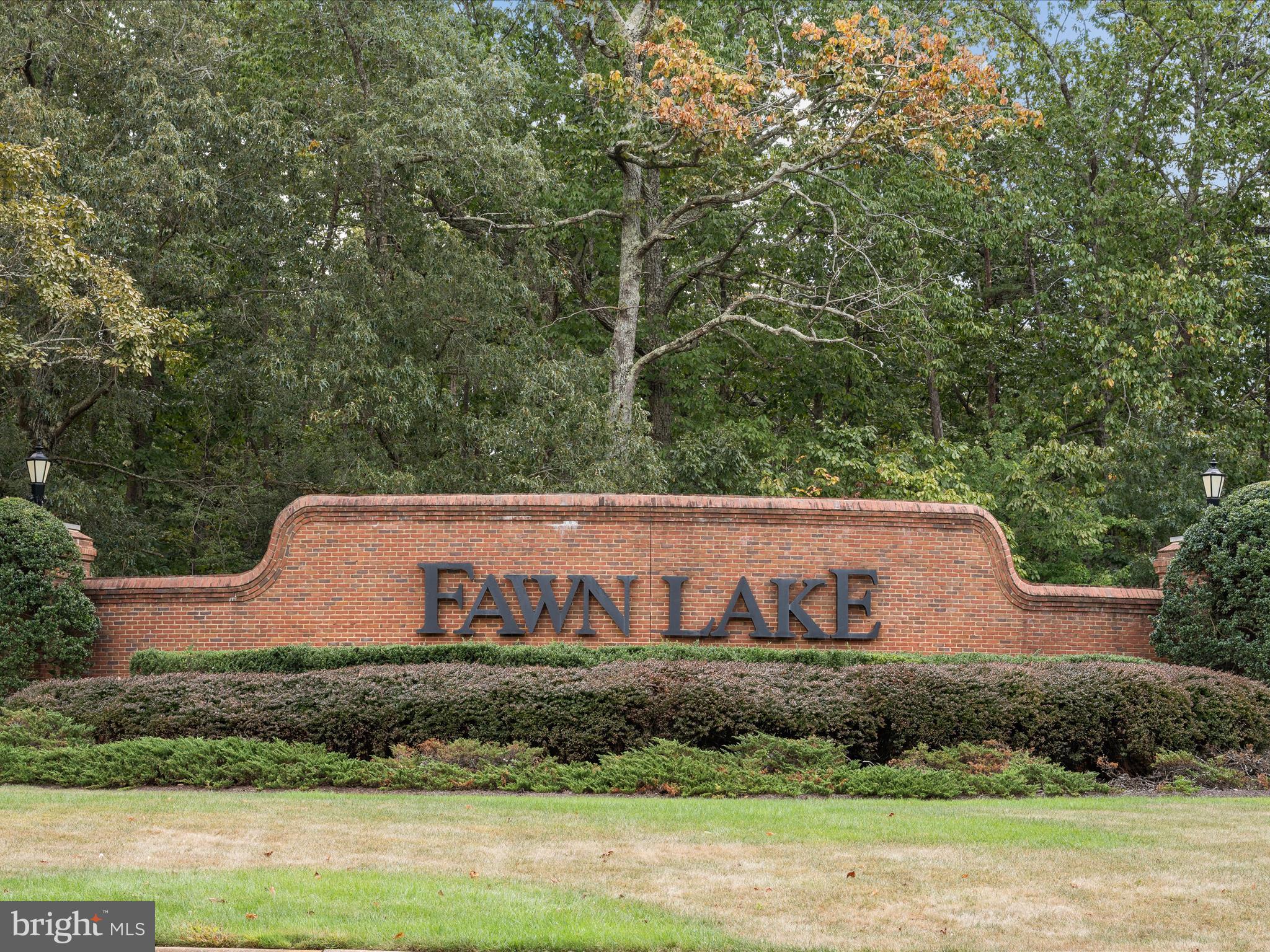 FAWN LAKE - Residential