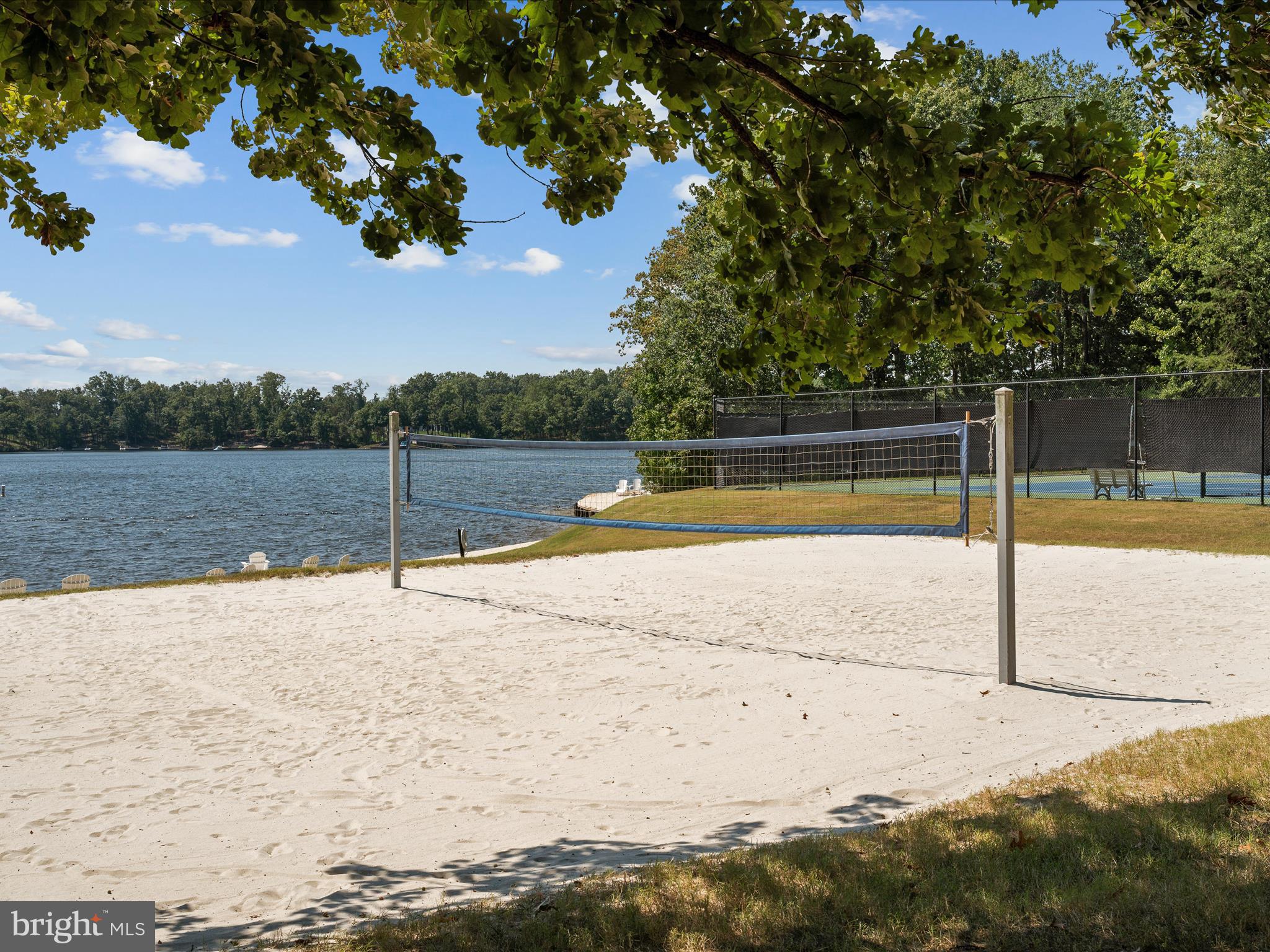 FAWN LAKE - Residential