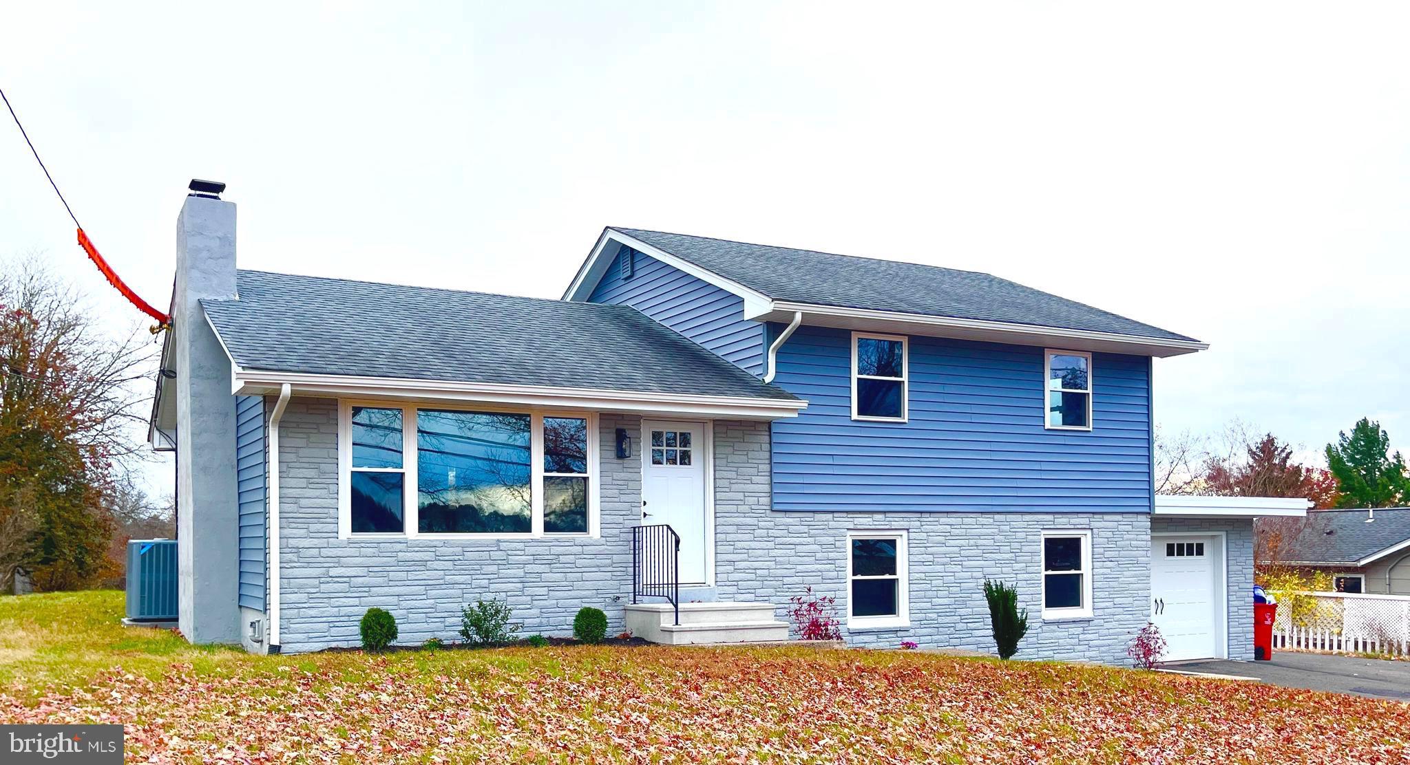 RINGING HILL GDNS - Residential