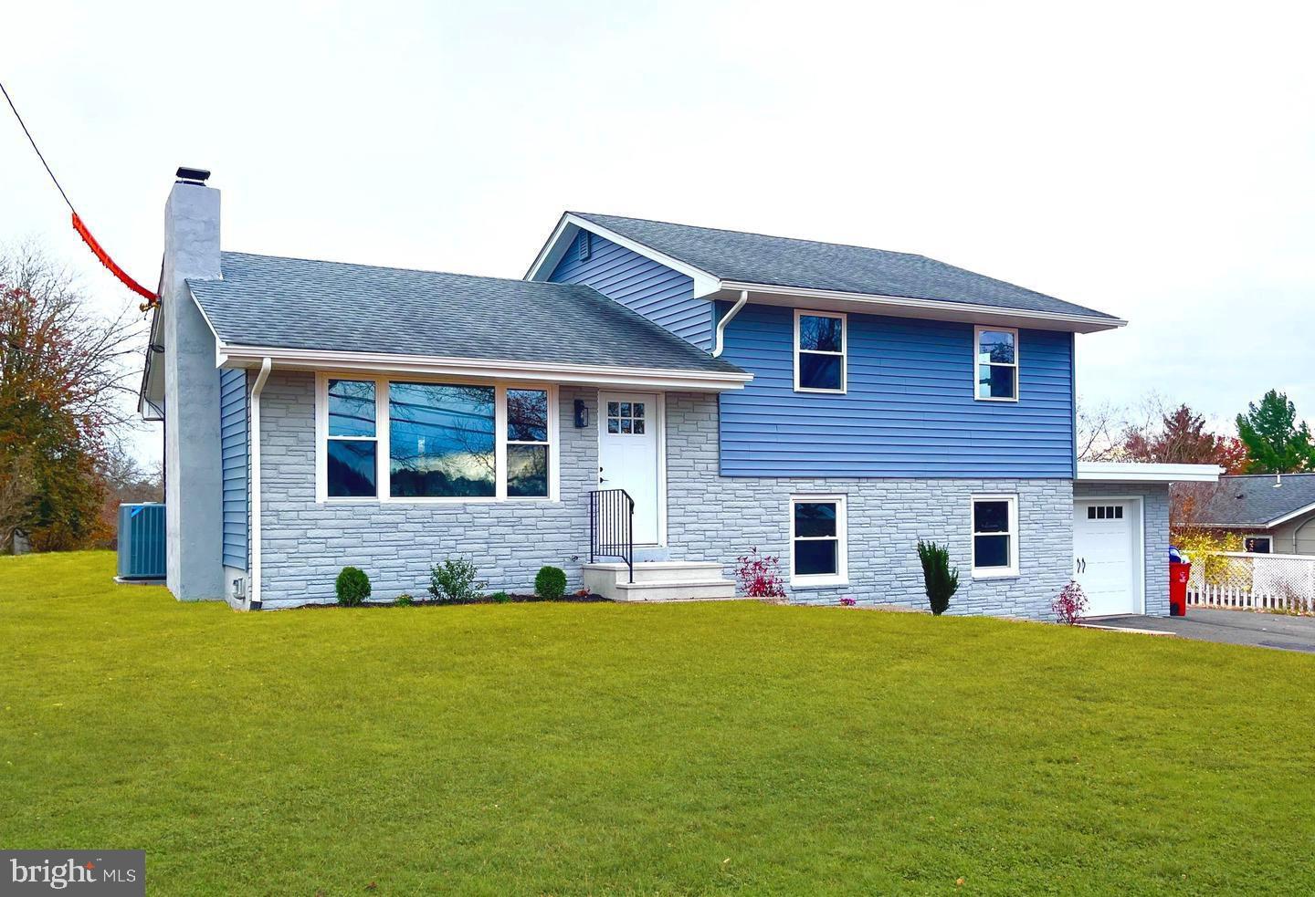 RINGING HILL GDNS - Residential