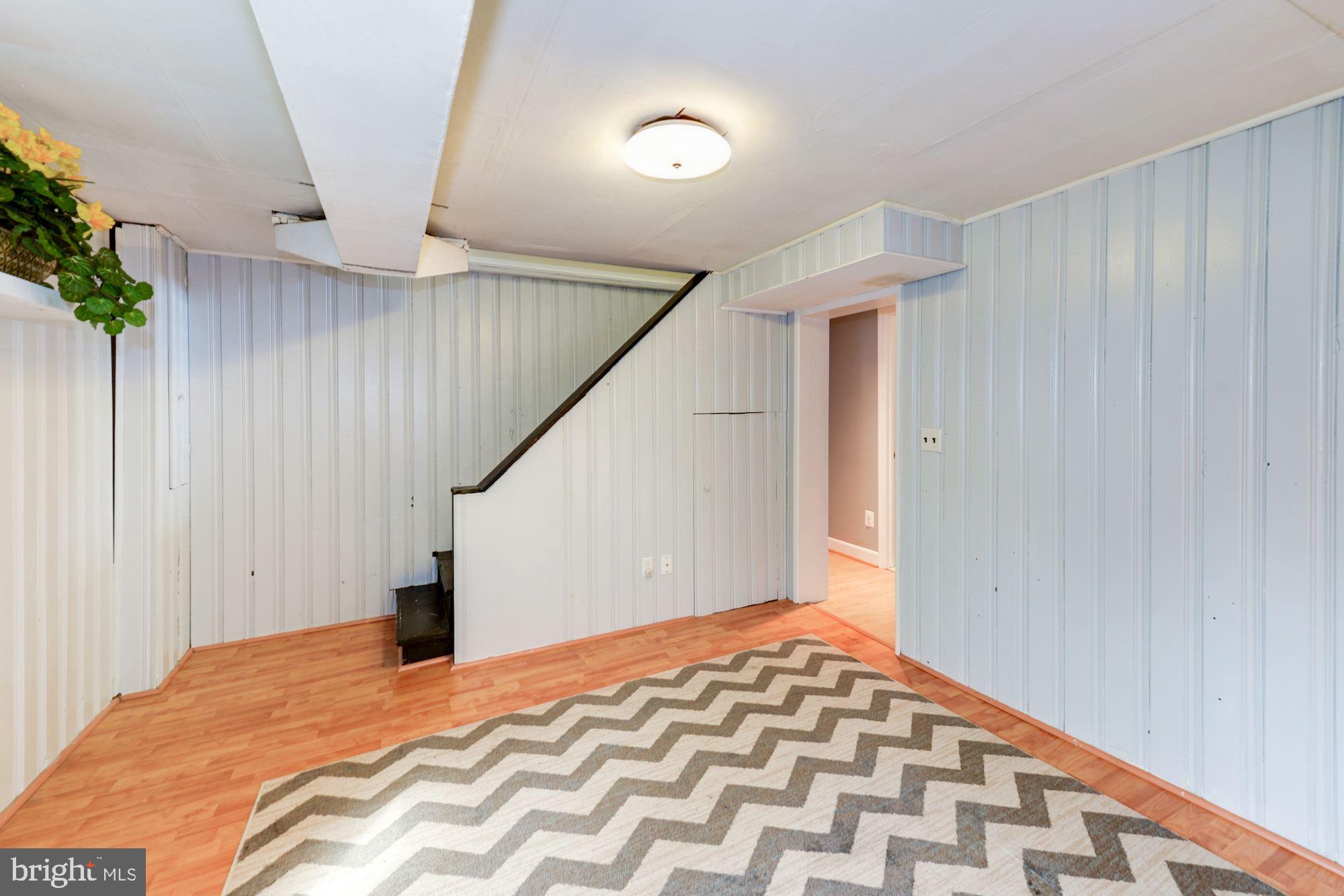 ROSEMONT - Residential Lease