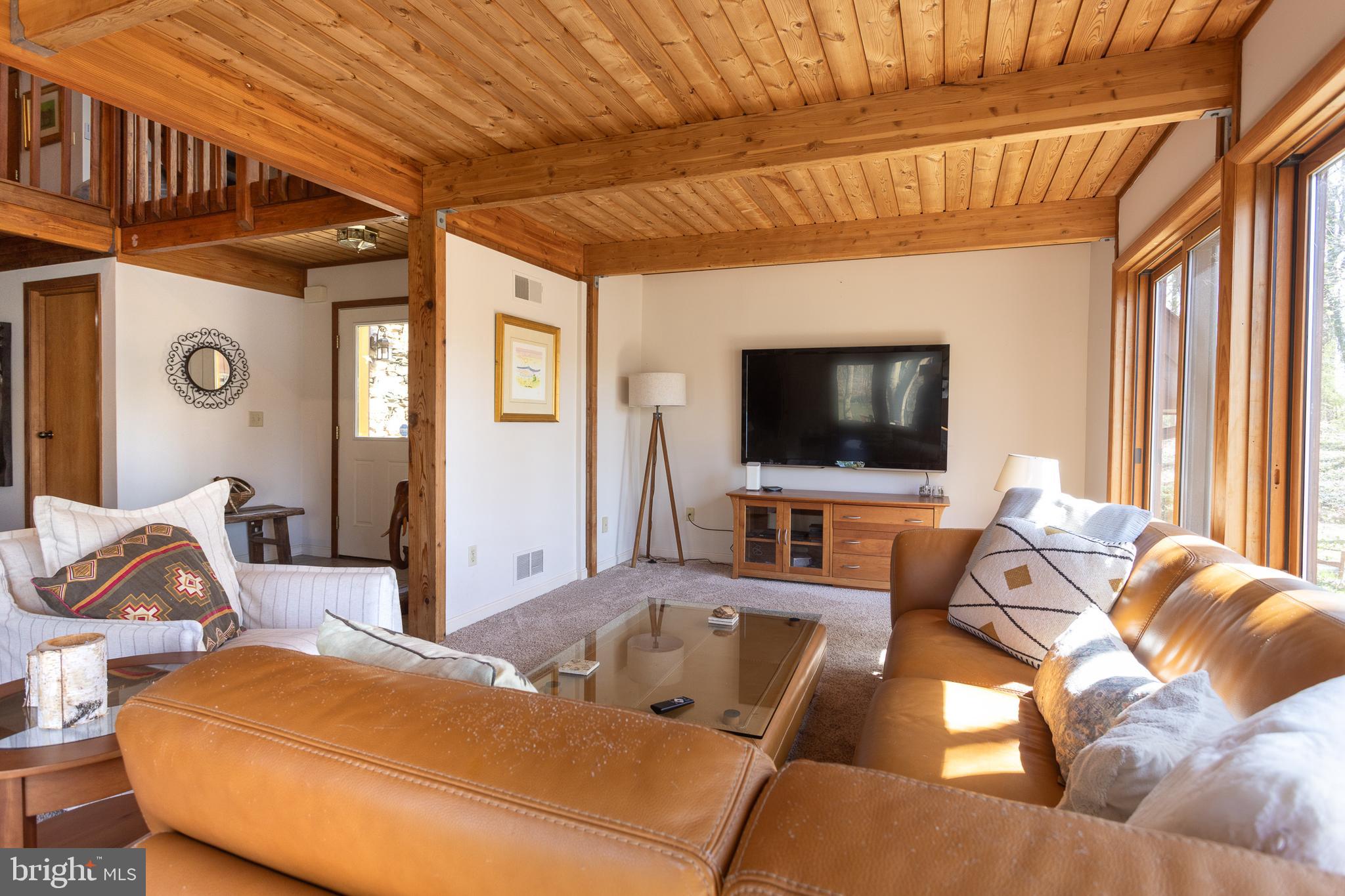 GREGG NECK - Residential