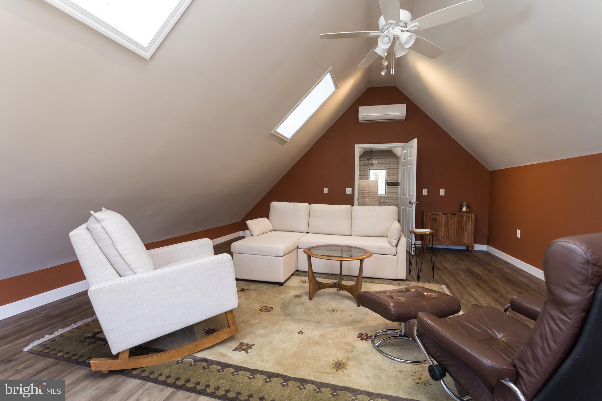 GREGG NECK - Residential