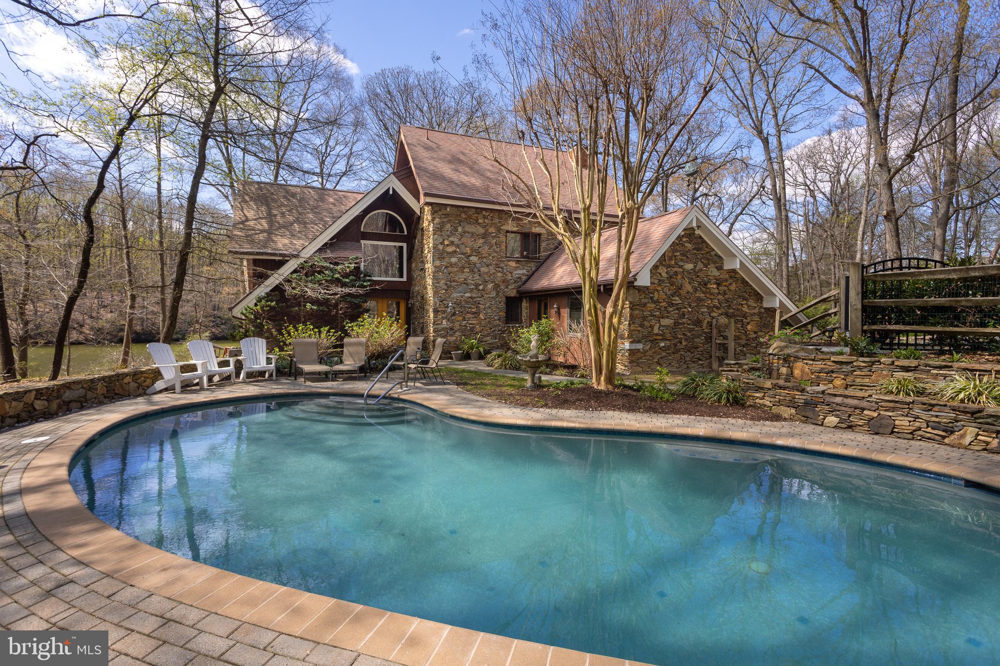 GREGG NECK - Residential