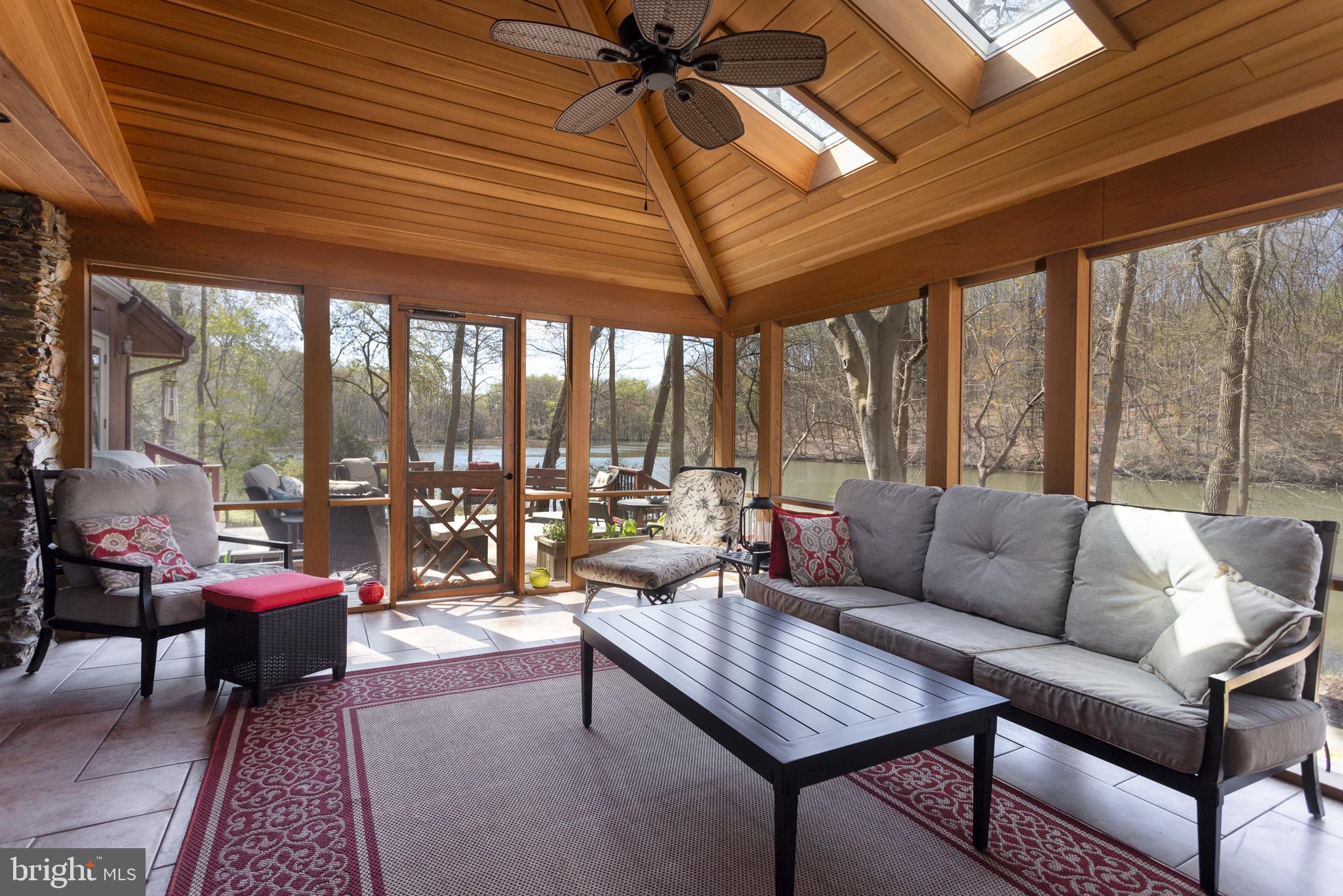 GREGG NECK - Residential