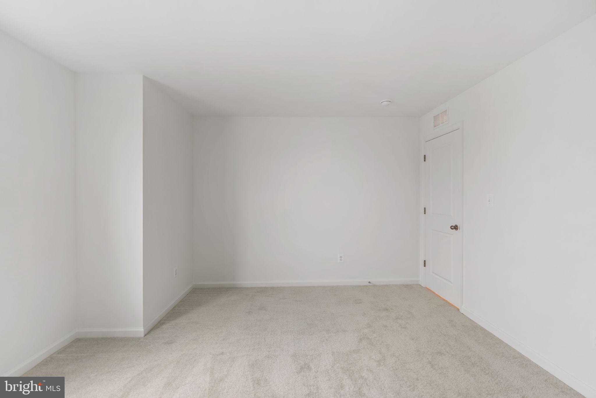 SOUTH BROOK - Residential