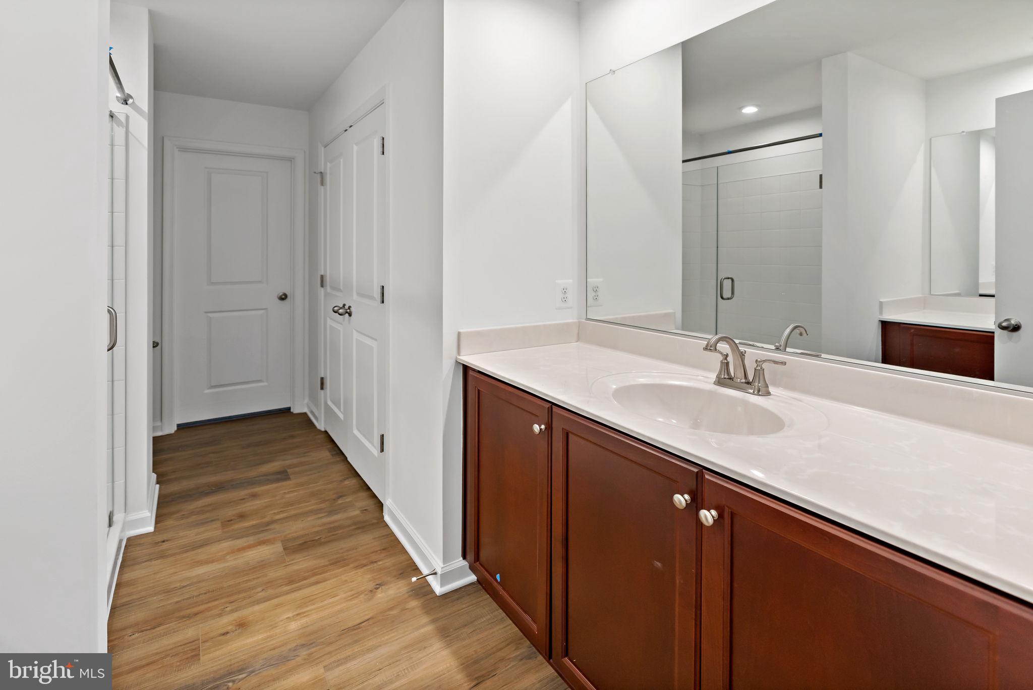 SOUTH BROOK - Residential