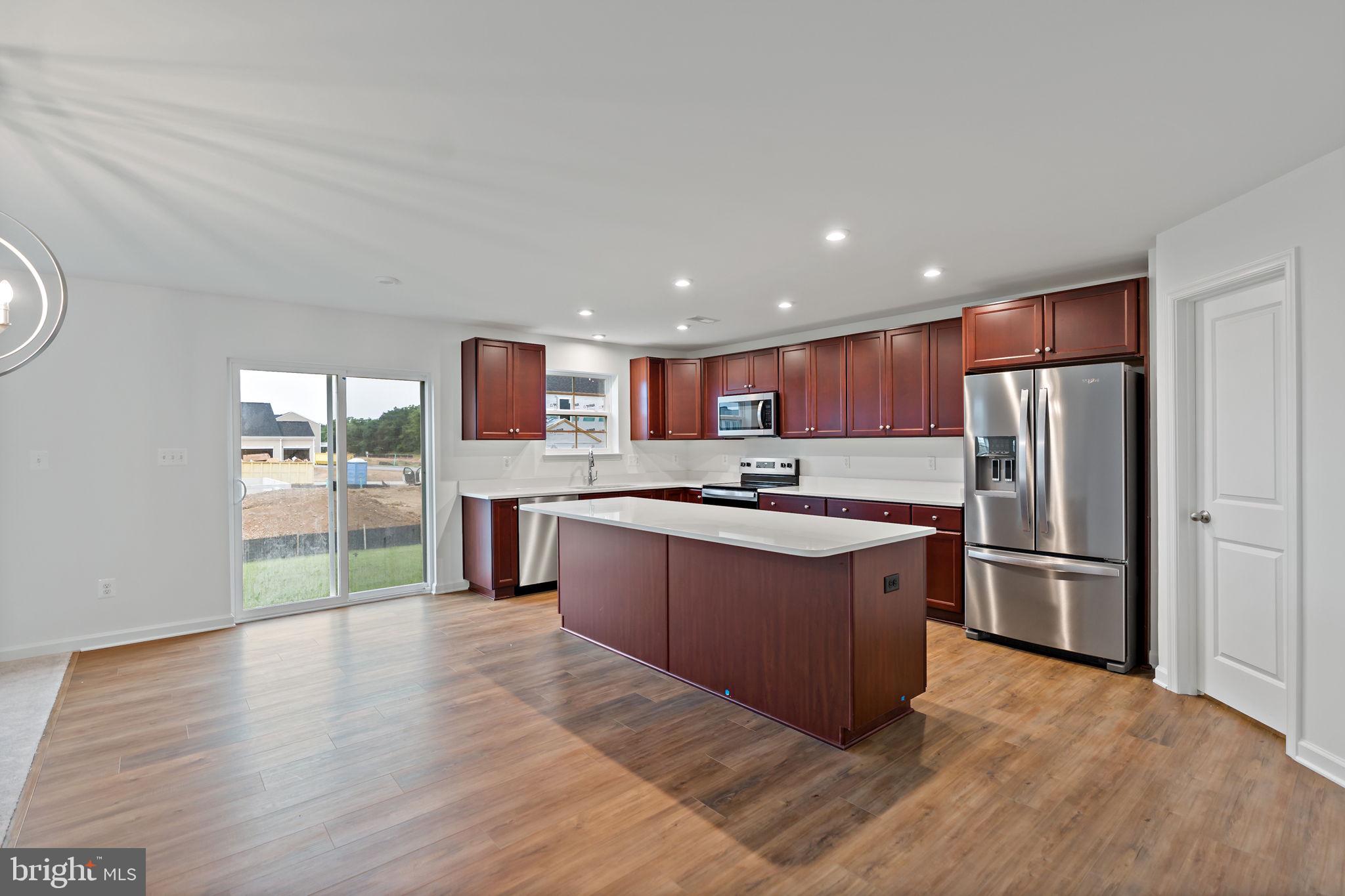 SOUTH BROOK - Residential